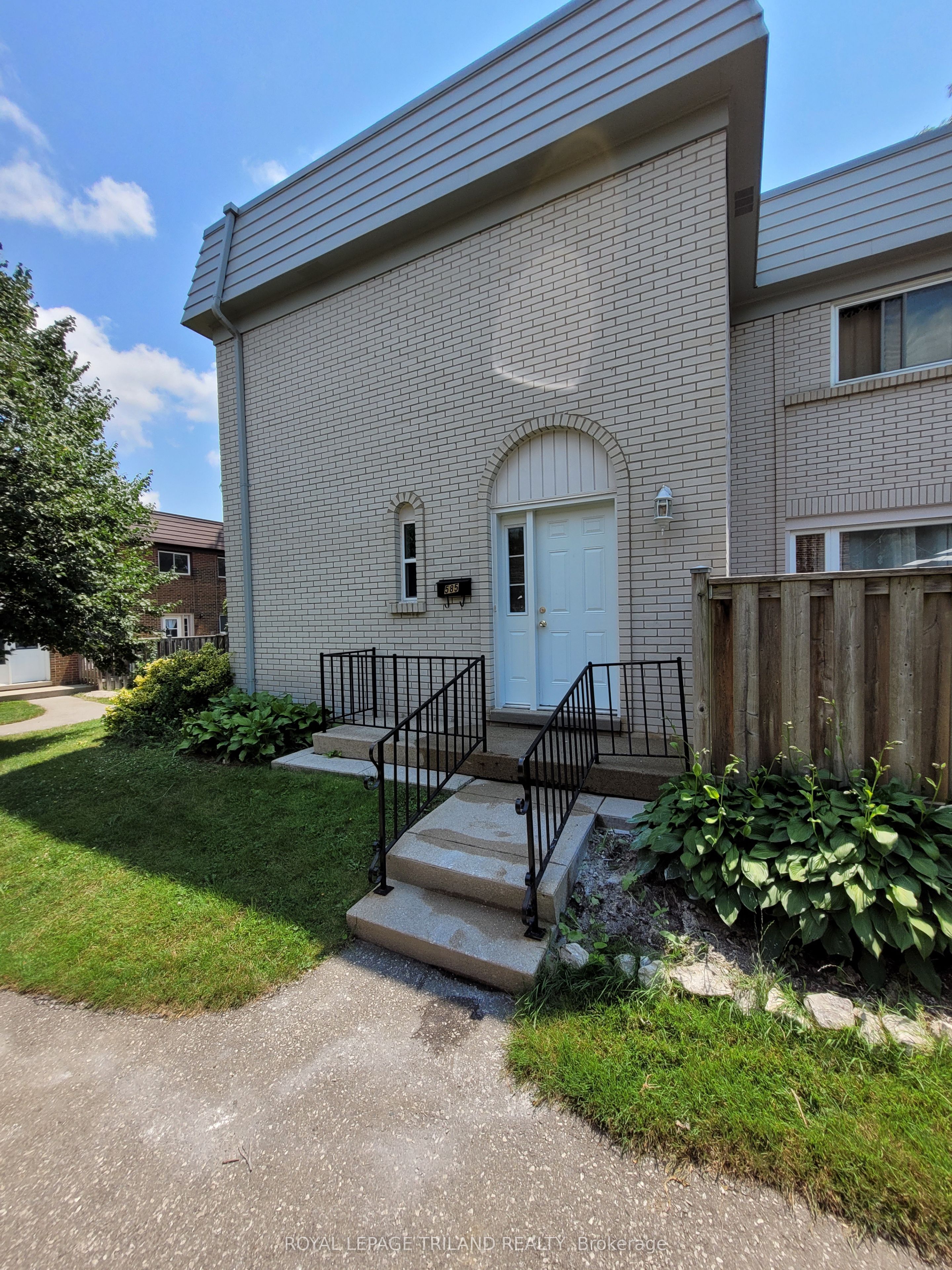 585 Gainsborough Road 66, London North, ON N6G 2C5