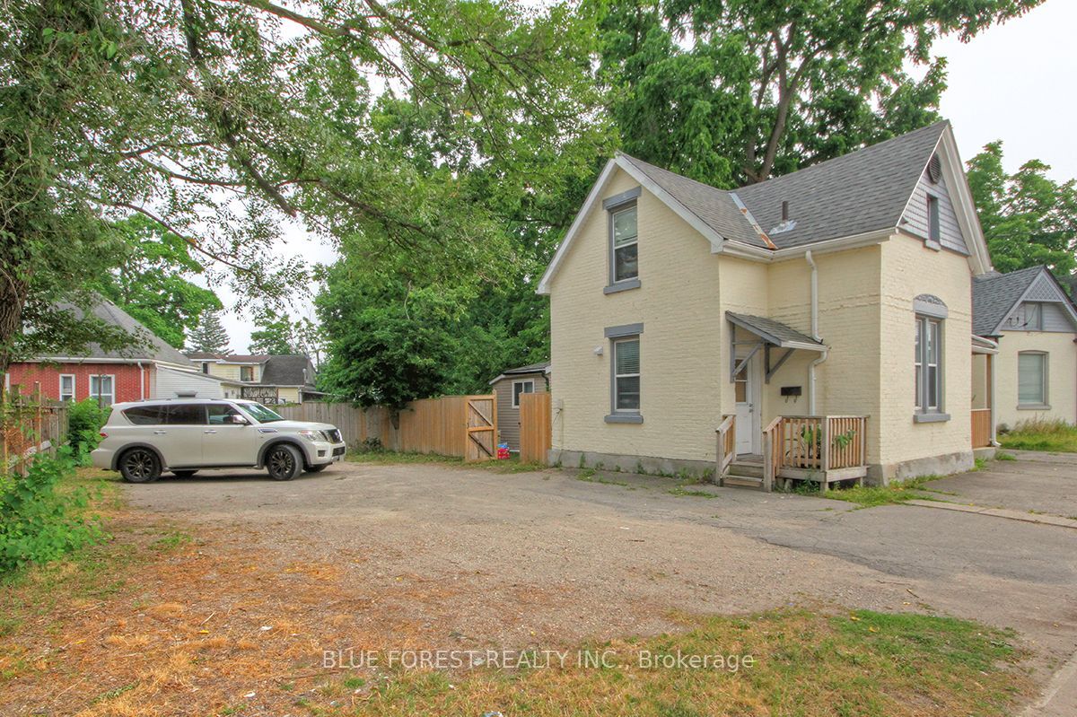 28 Oxford Street W, London North, ON N6H 1R3 photo 4