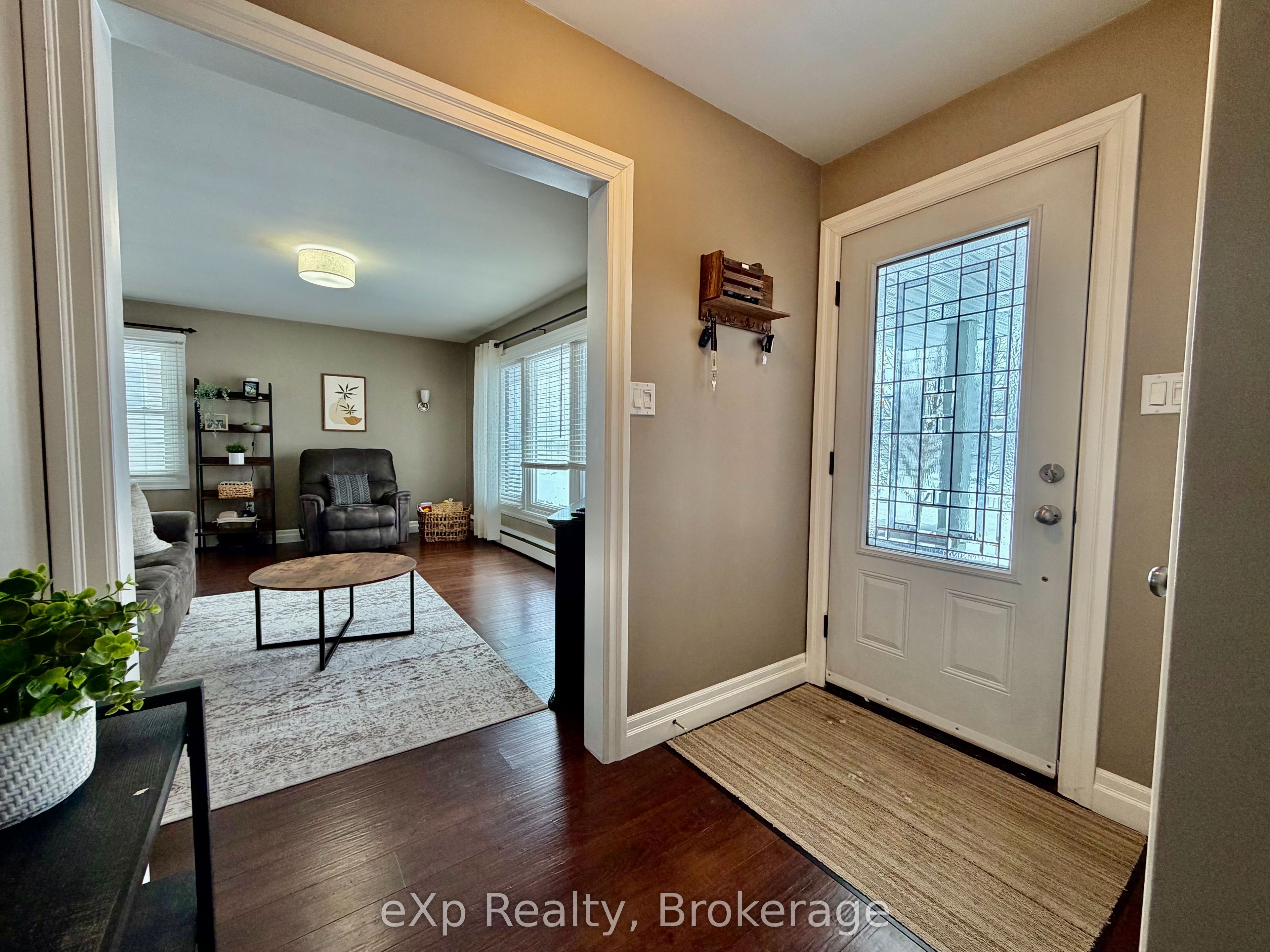 13 BROWNS Avenue, Brockton, ON N0G 2V0 photo 3