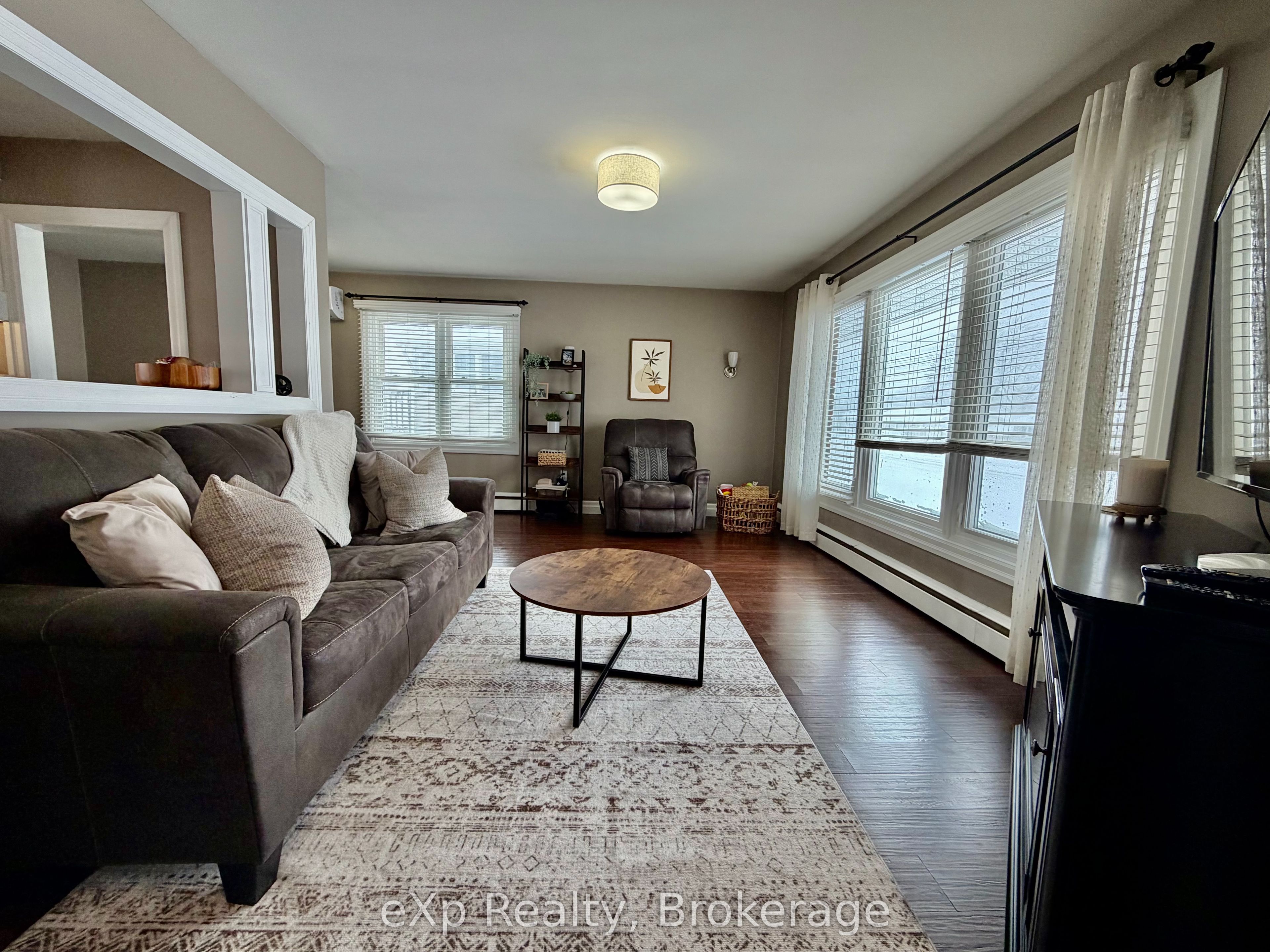 13 BROWNS Avenue, Brockton, ON N0G 2V0 photo 4