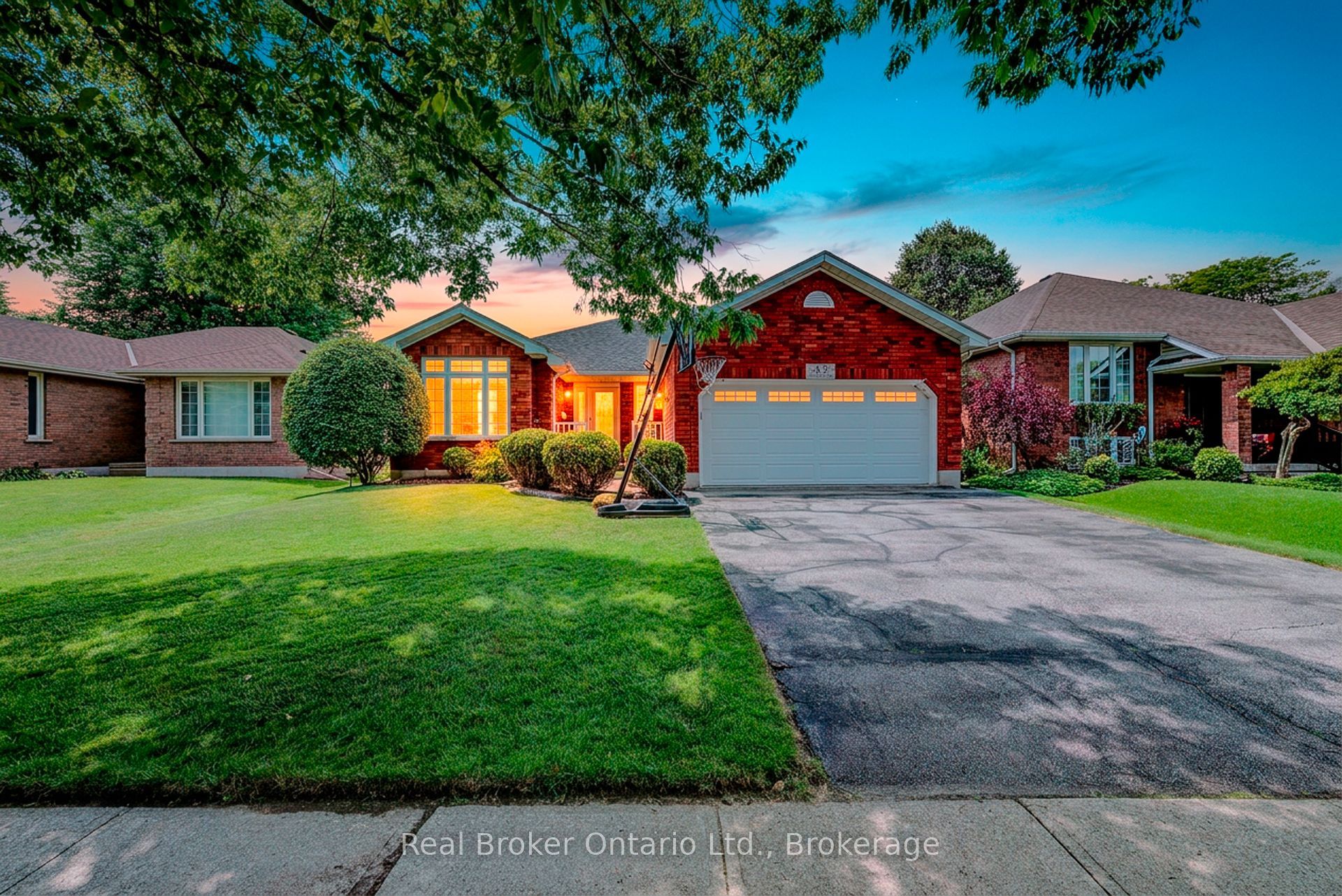 45 Olivetree Road, Brantford, ON N3R 7X1 photo 3