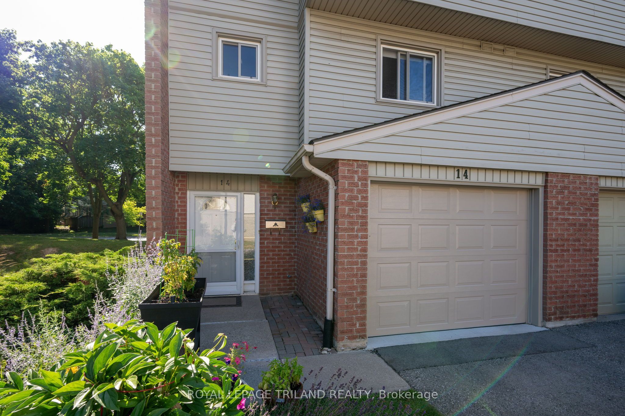 300 Sandringham Crescent 14, London South, ON N6C 5B4 photo 4