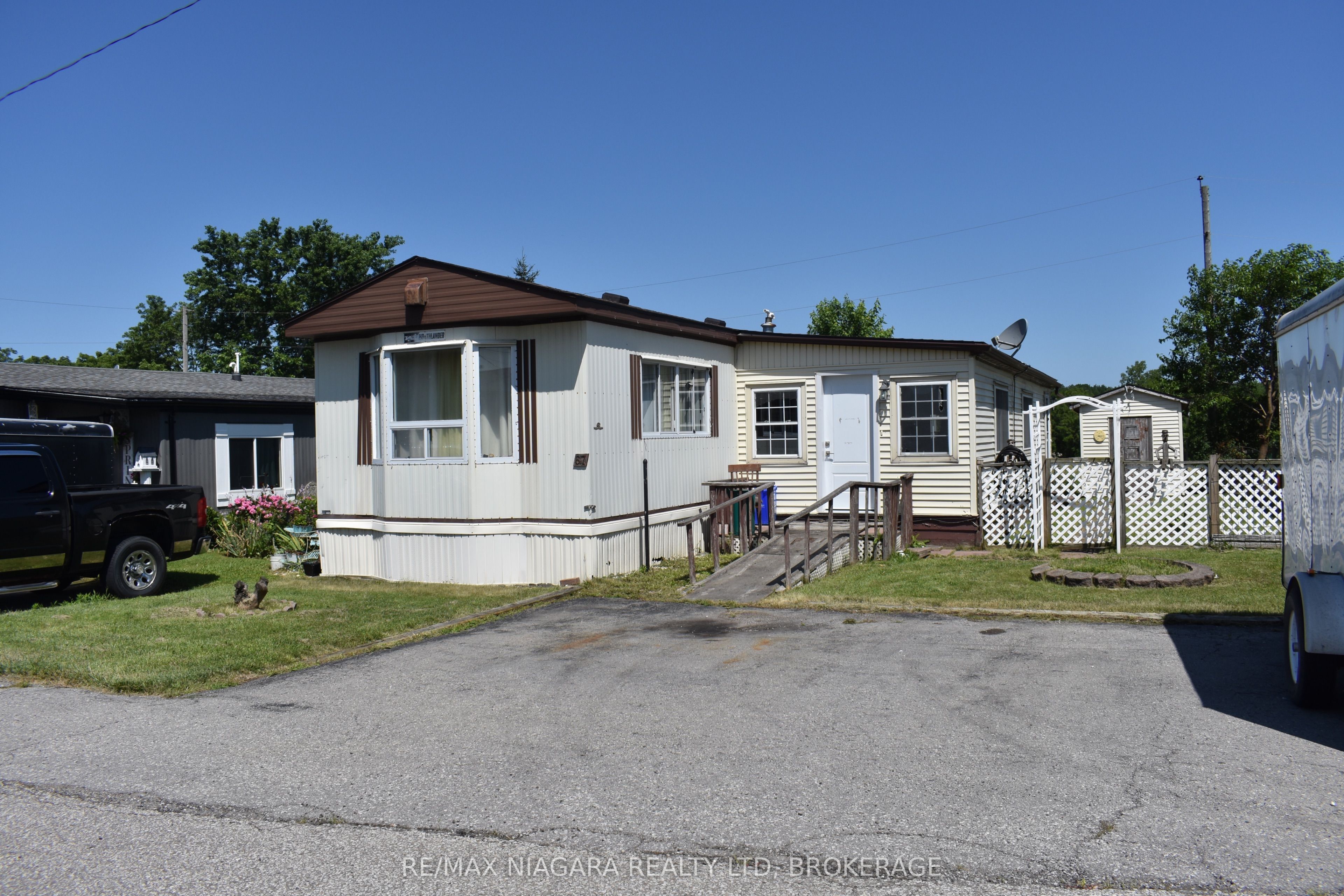 2175 Mewburn Road 67, Niagara Falls, ON L2J 0A6 photo 2
