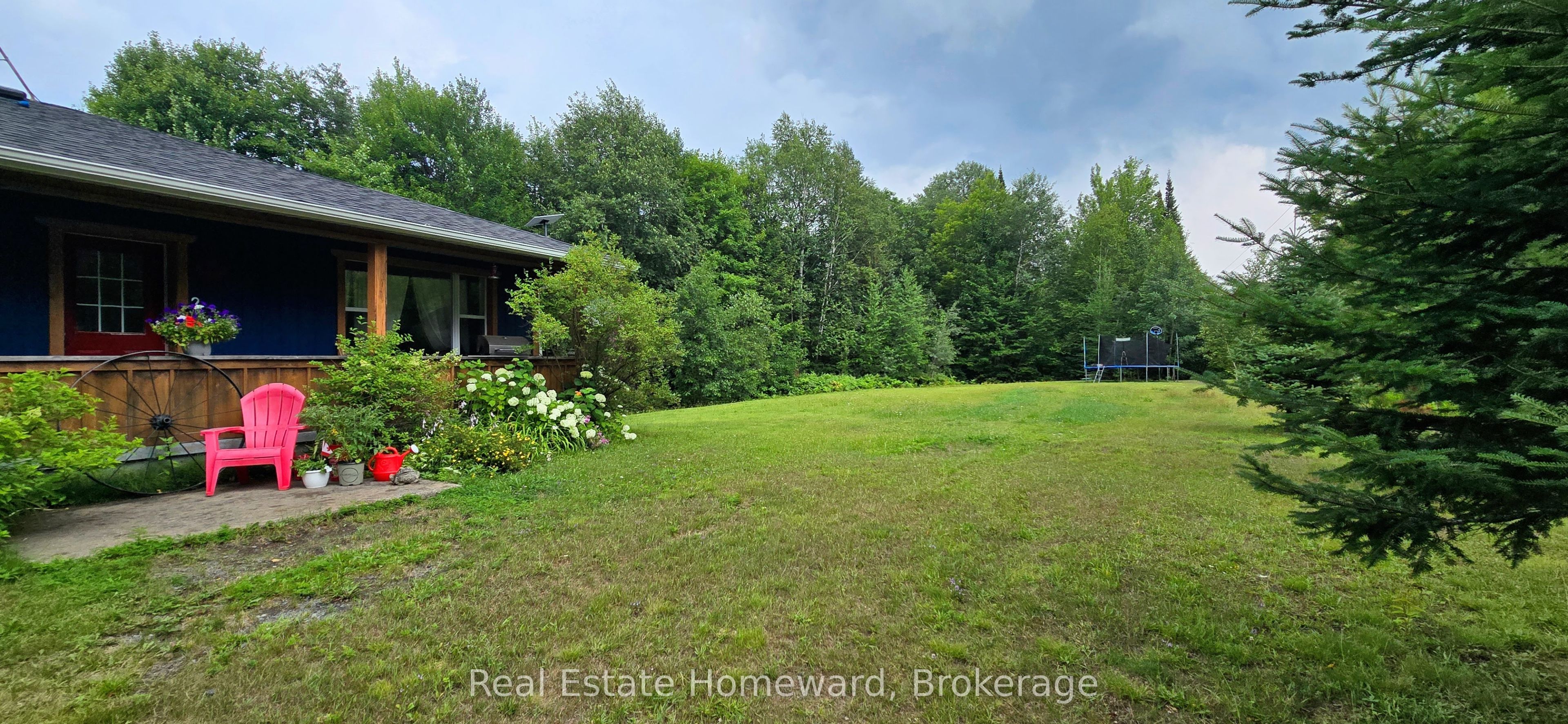 2896 Brunel Road N, Huntsville, ON P1H 2J3 photo 2
