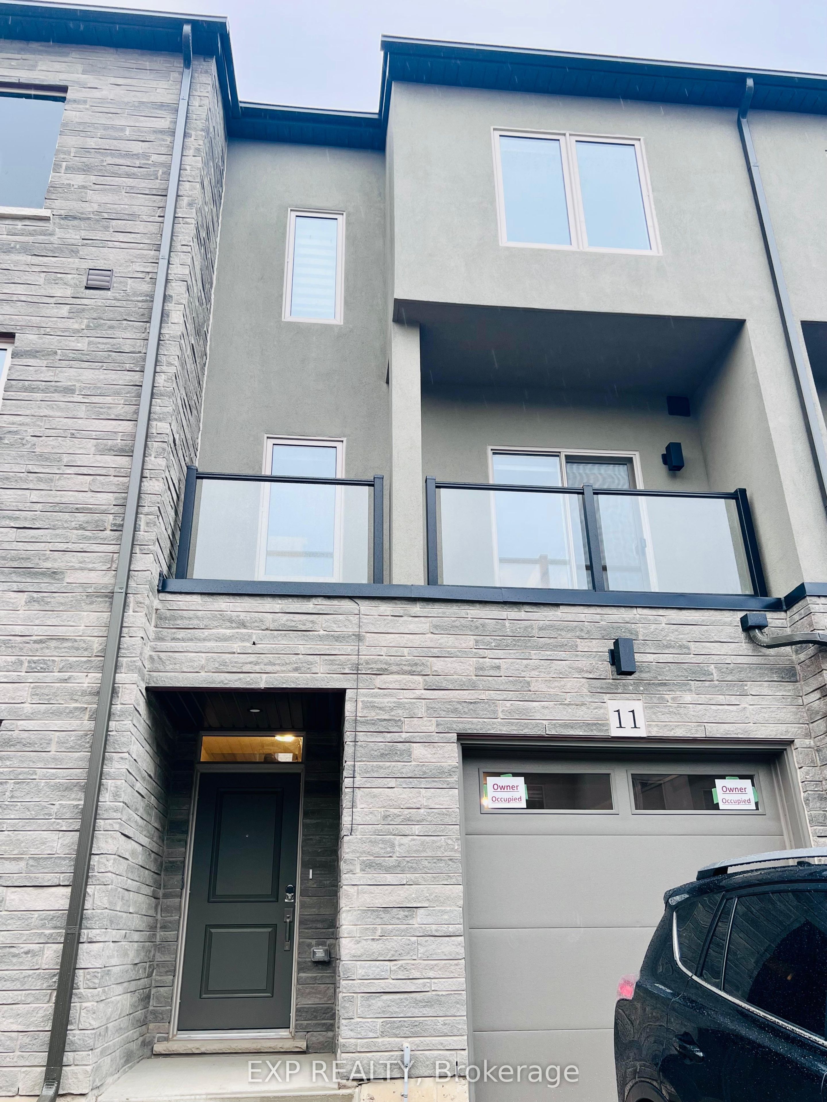 11 Bayberry Lane, Hamilton, ON L0R 1W0