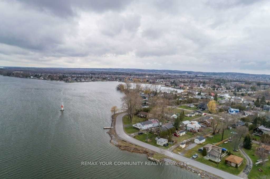 17 Price Street W, Brighton, ON K0K 1H0