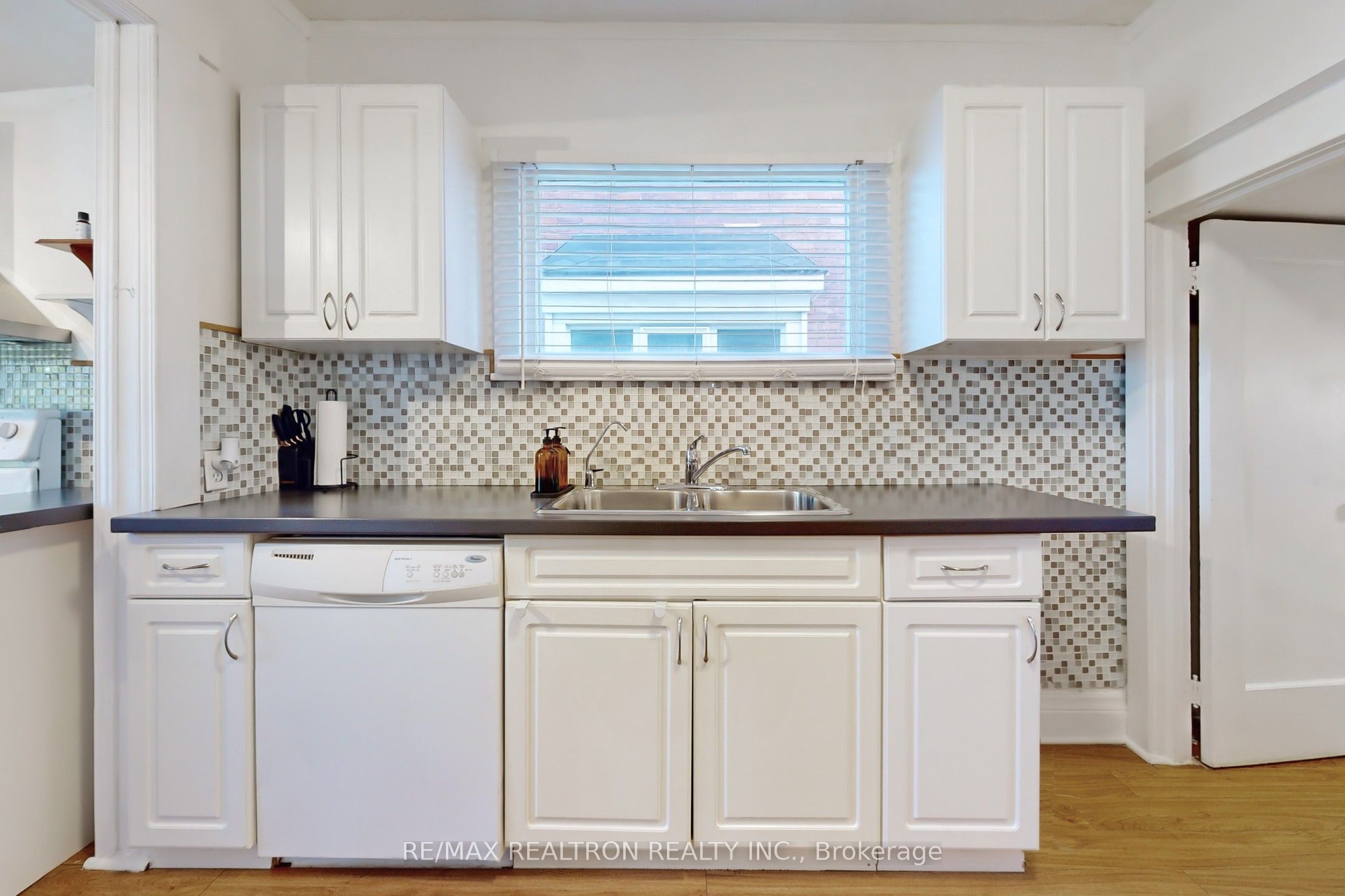 14 Myrtle Avenue, Welland, ON L3B 2A9 photo 5