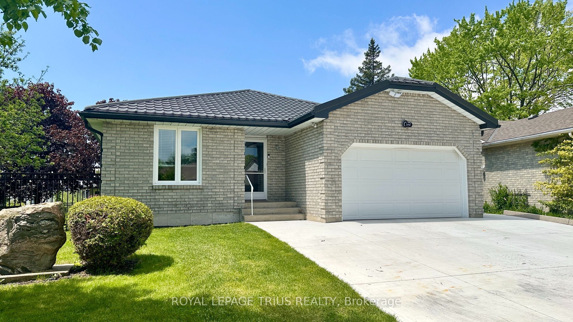 1 Edenridge Drive, Haldimand, ON N0A 1S0