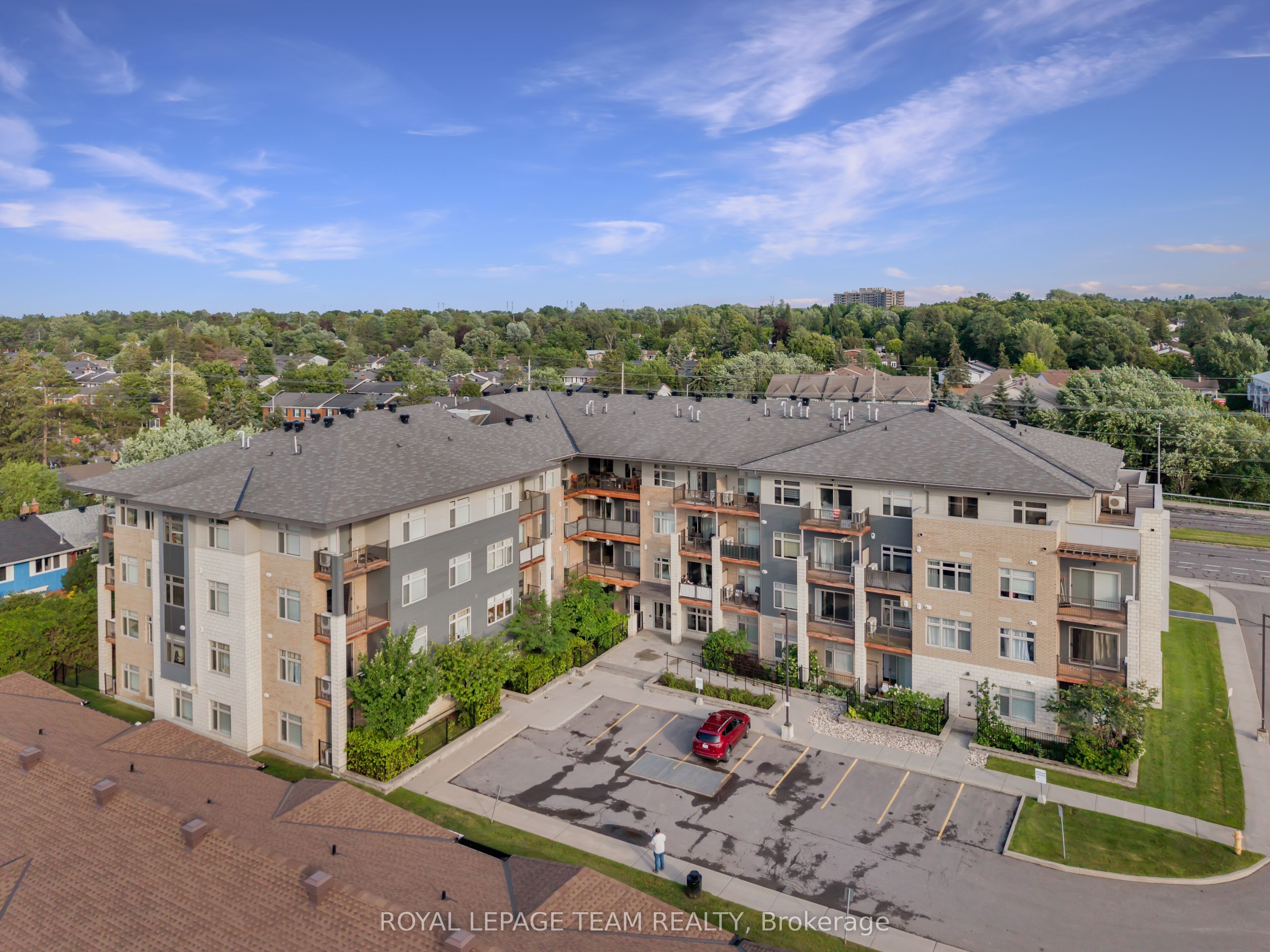 2785 Baseline Road 215, Parkway Park - Queensway Terrace S and Area, ON K2H 0B7 photo 3