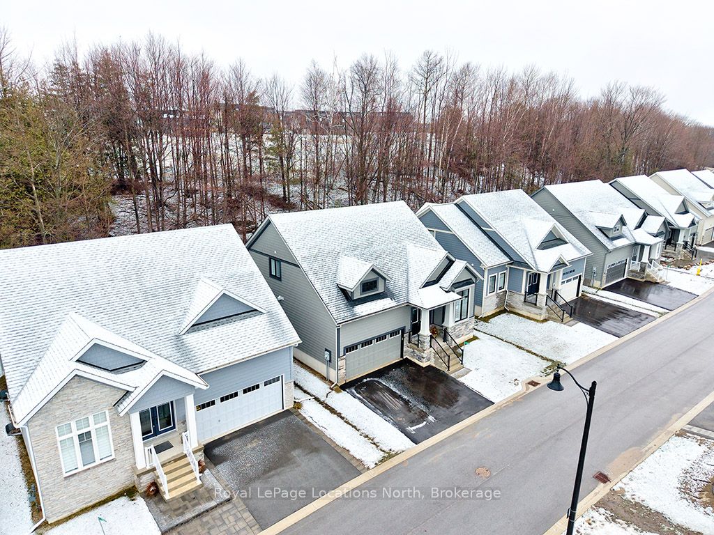 130 Schooners Lane, Blue Mountains, ON N0H 2P0 photo 2