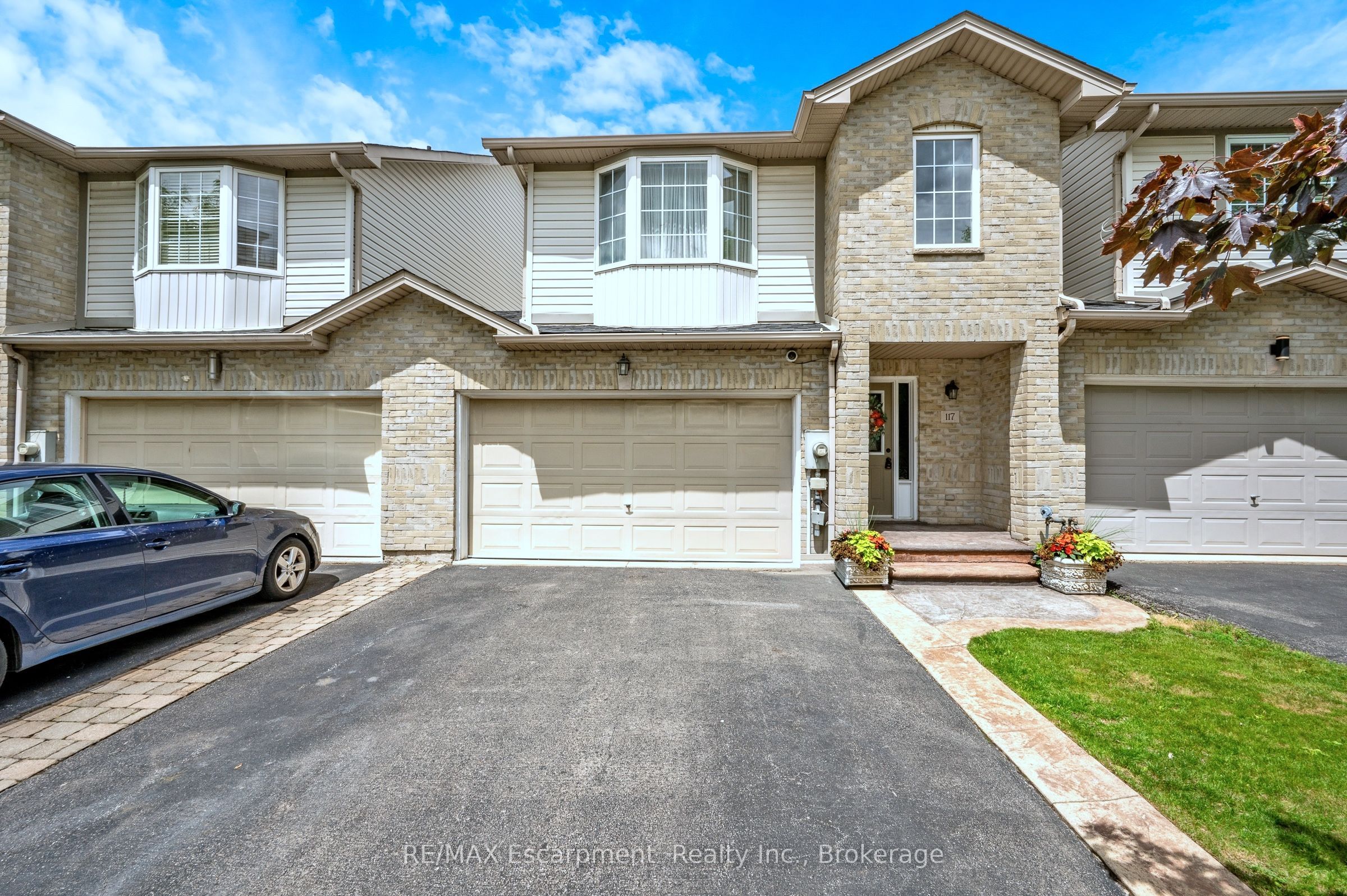 117 Frances Avenue, Hamilton, ON L8E 6A3 photo 4