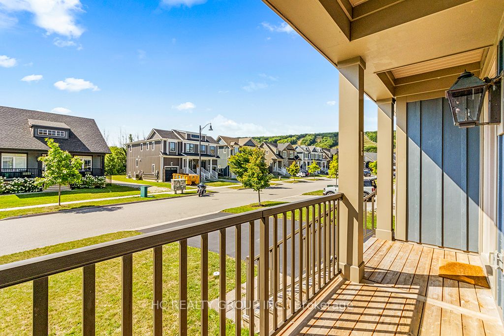 181 Yellow Birch Crescent, Blue Mountains, ON L9Y 0Z3 photo 2