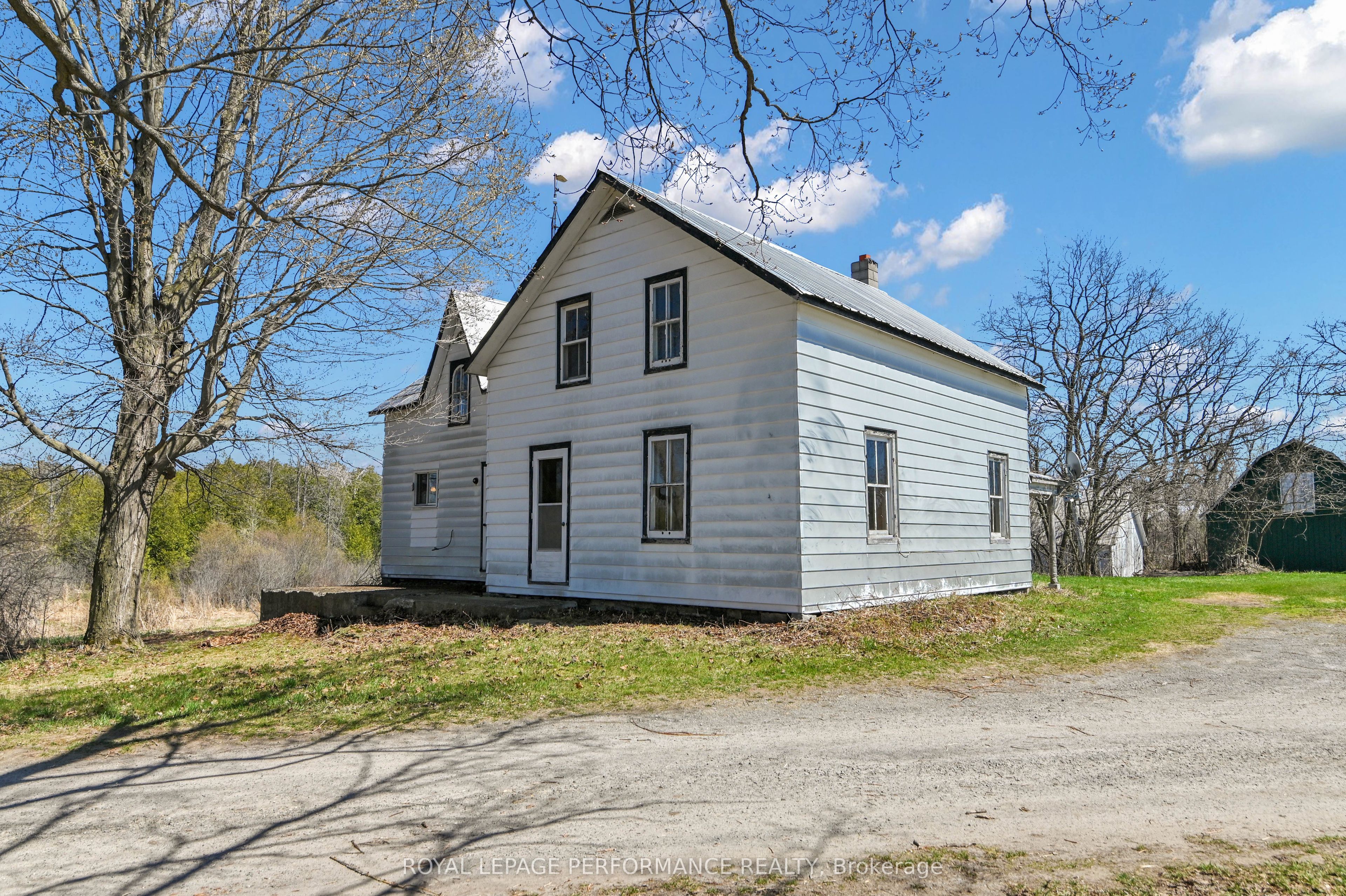 2421 Buckwheat Road W, Edwardsburgh/Cardinal, ON K0E 1X0 photo 3