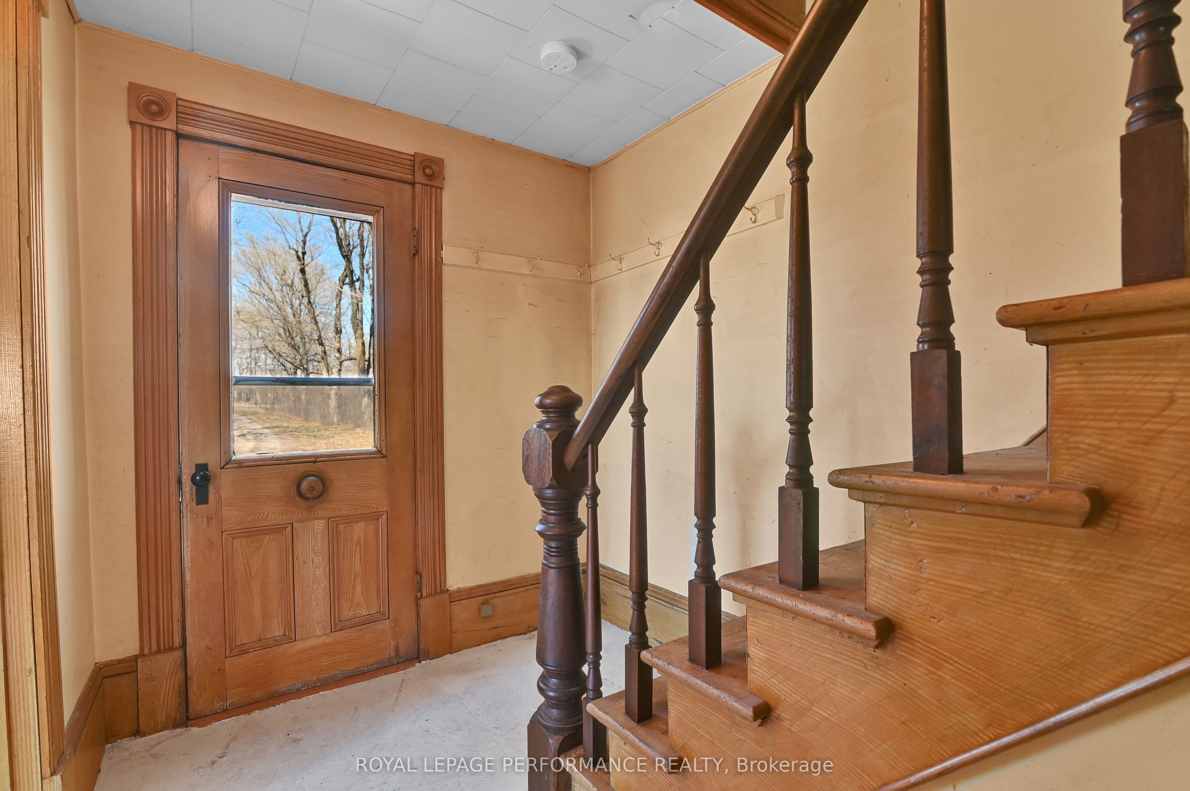 2421 Buckwheat Road W, Edwardsburgh/Cardinal, ON K0E 1X0 photo 5