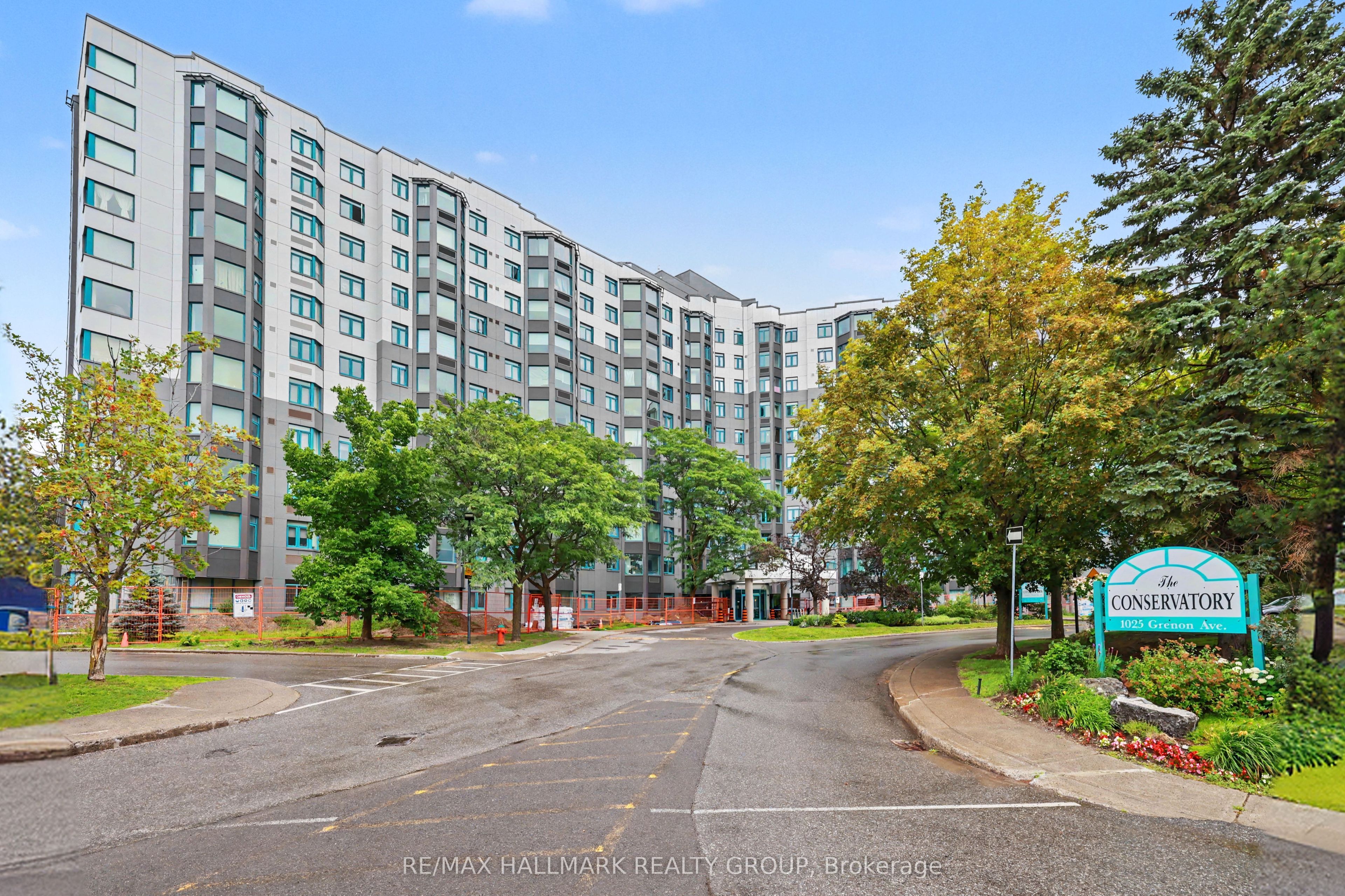 1025 Grenon Avenue 915, Britannia Heights - Queensway Terrace N and Area, ON K2B 8S5