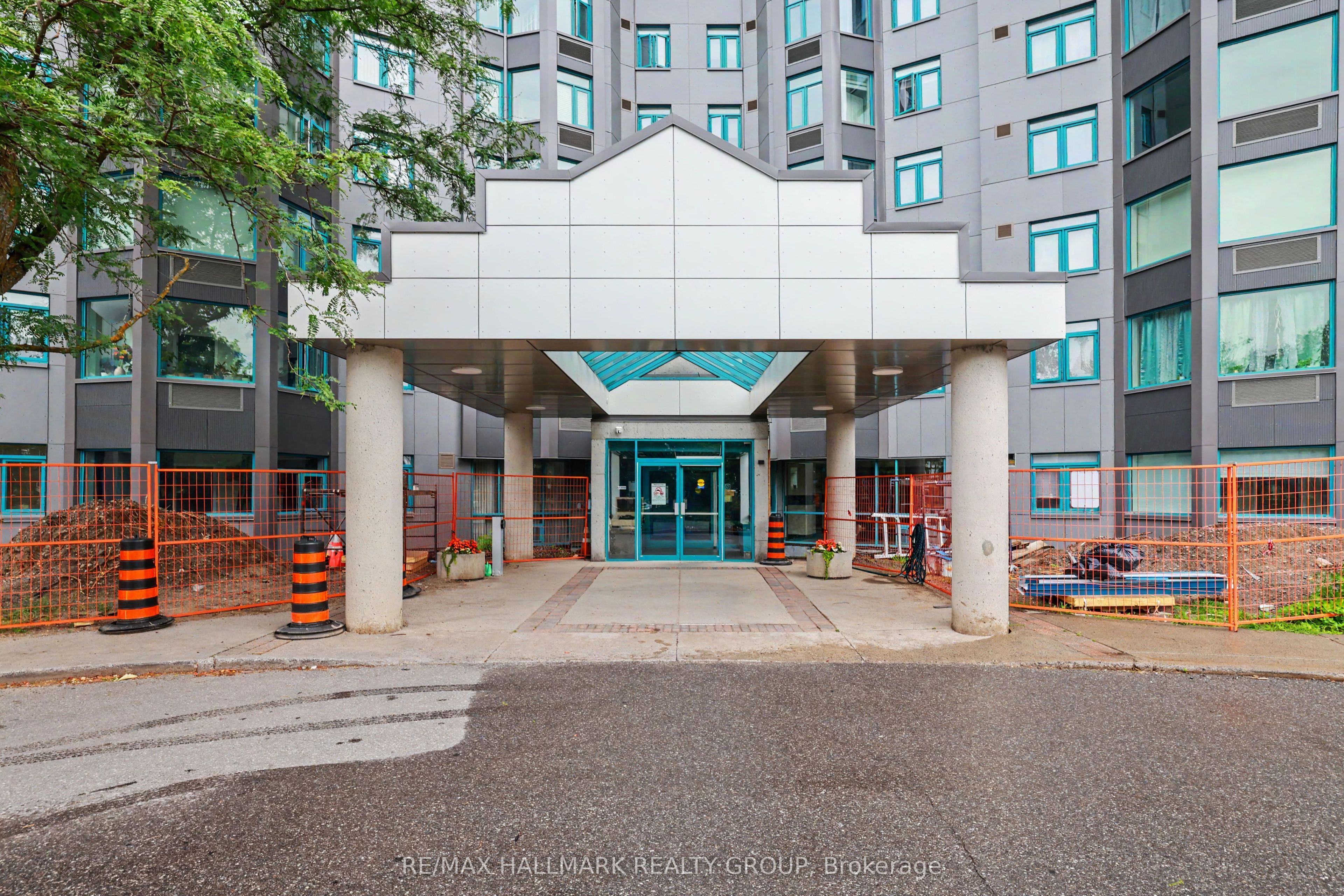 1025 Grenon Avenue 915, Britannia Heights - Queensway Terrace N and Area, ON K2B 8S5 photo 3