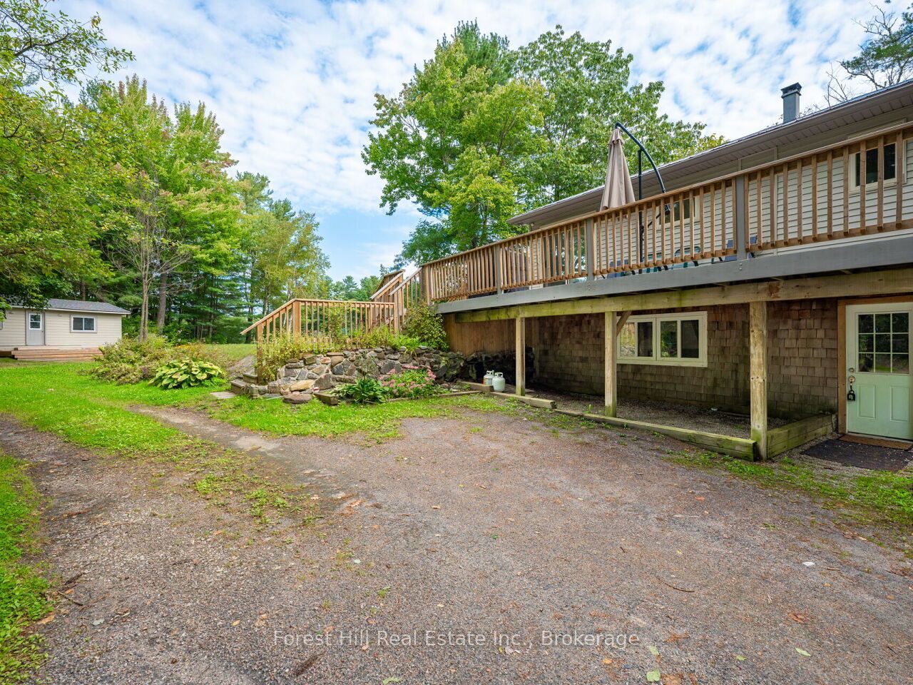 1006 Youngs Road #8, Muskoka Lakes, ON P0B 1J0 photo 3
