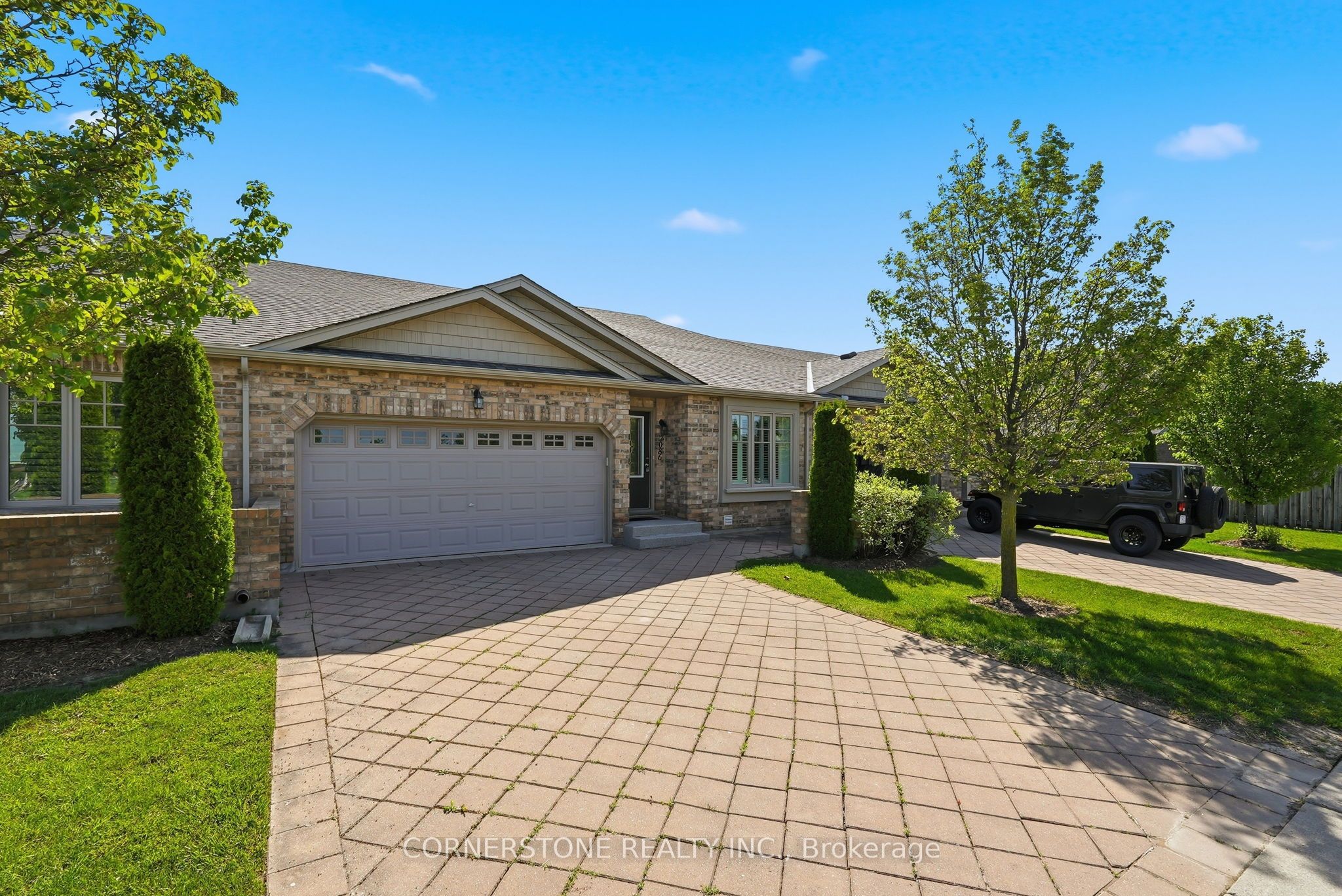 2086 Denview Avenue, London North, ON N6G 0J5