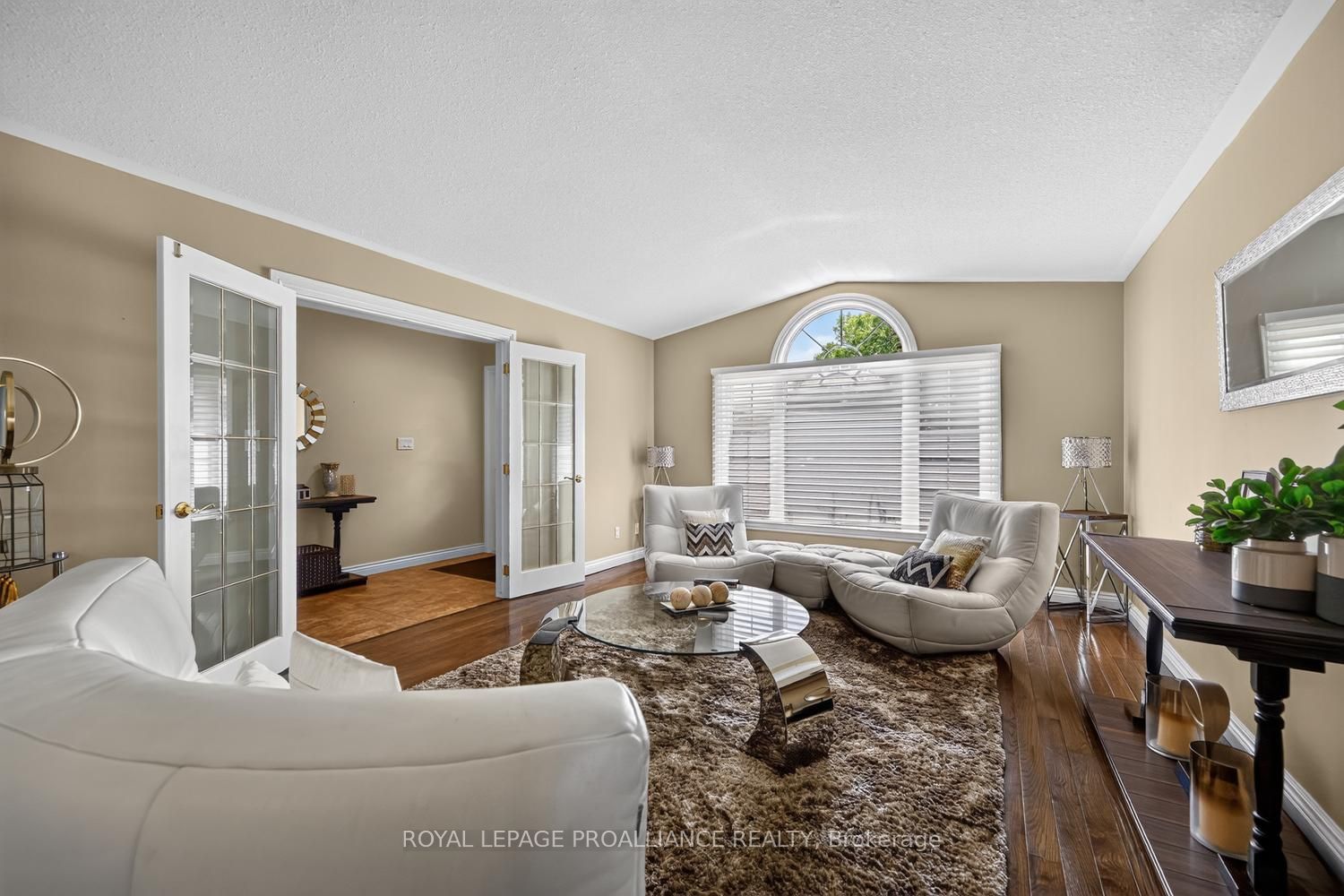 1099 Bridlewood Drive, Brockville, ON K6V 7G2 photo 5