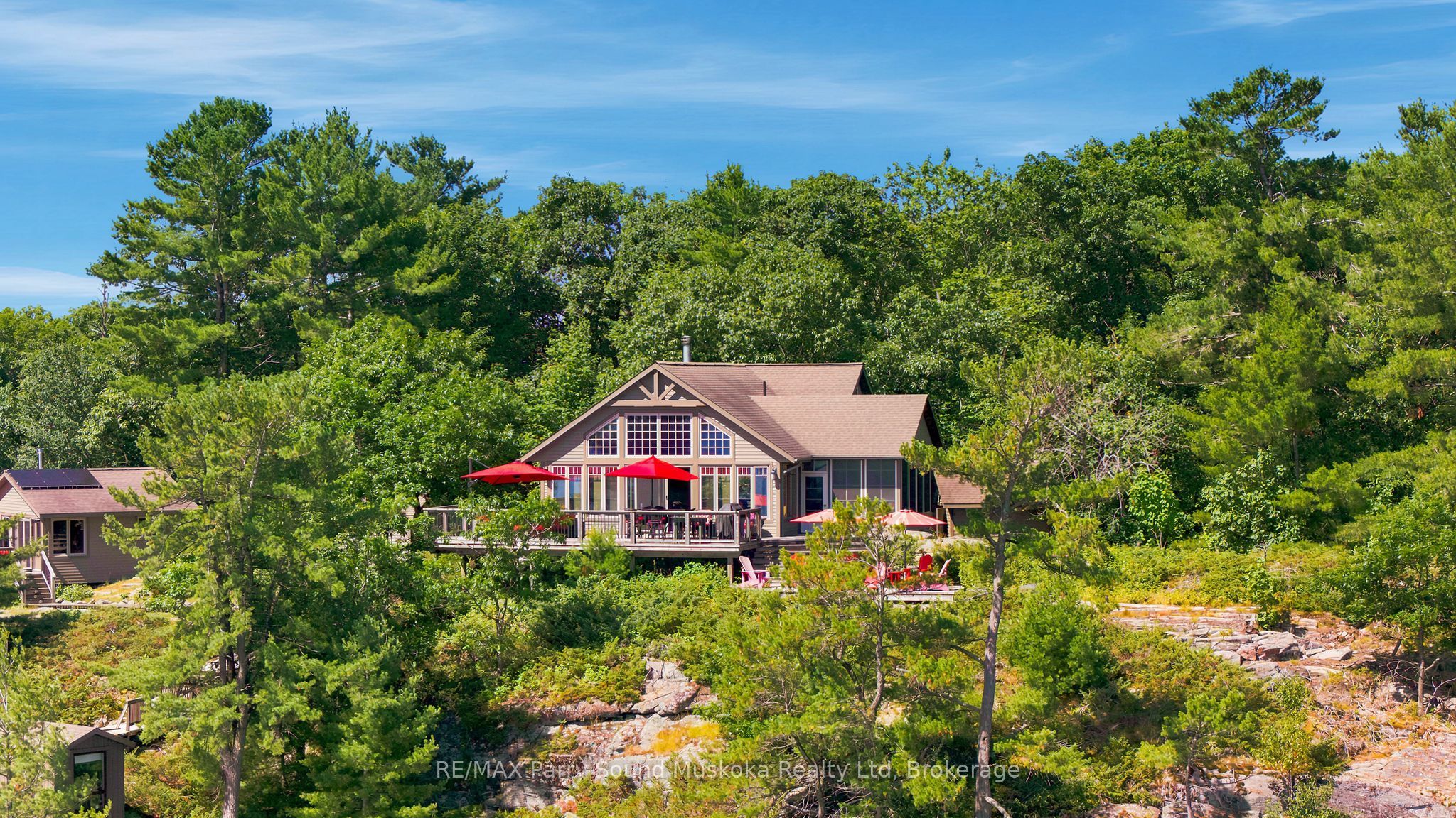 43 15C Island, Carling, ON P0H 1G0