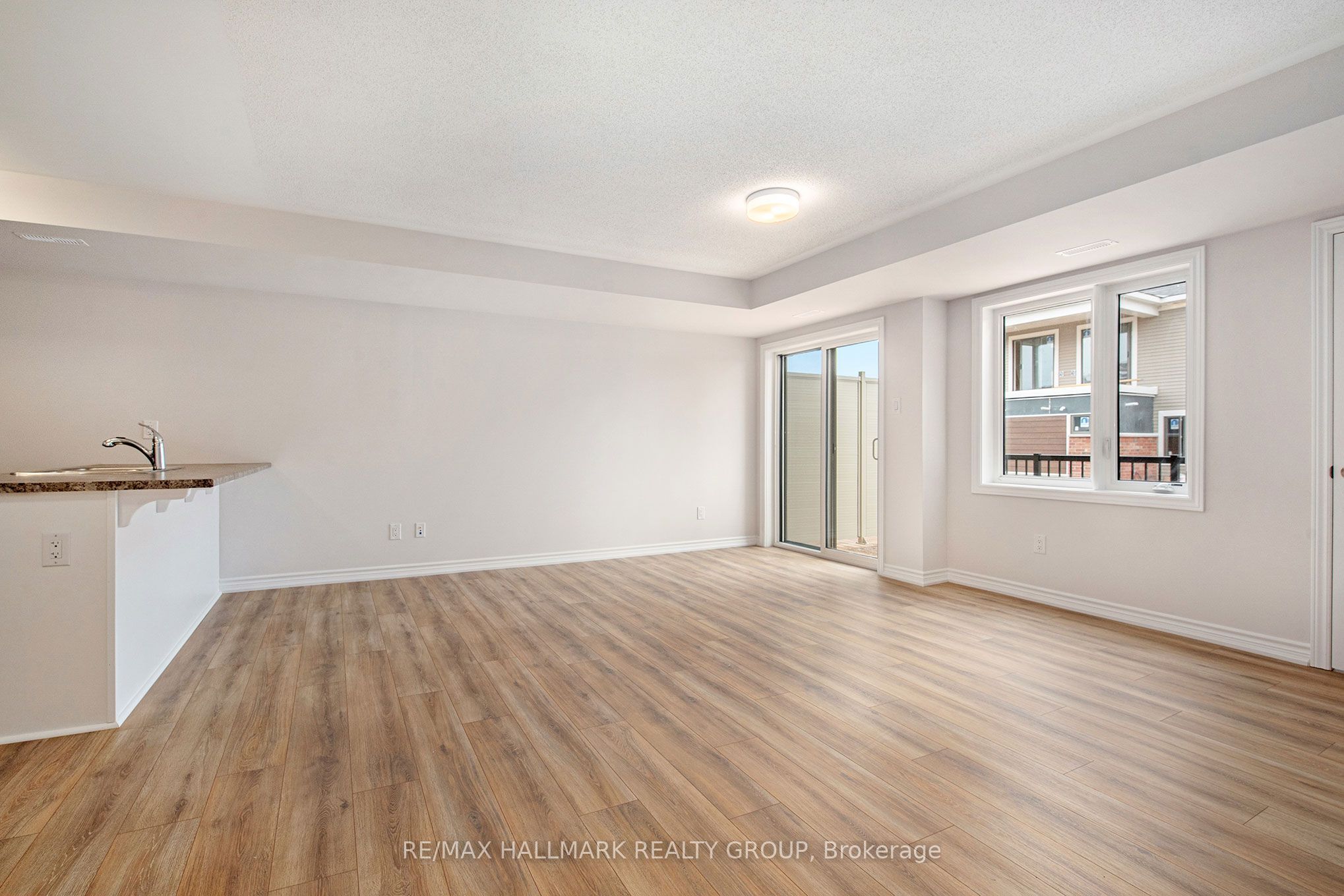 279 Zenith Private, Barrhaven, ON K2J 6N2 photo 2