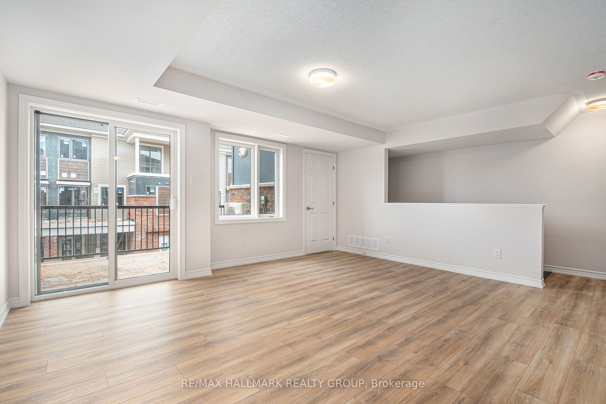 279 Zenith Private, Barrhaven, ON K2J 6N2 photo 4