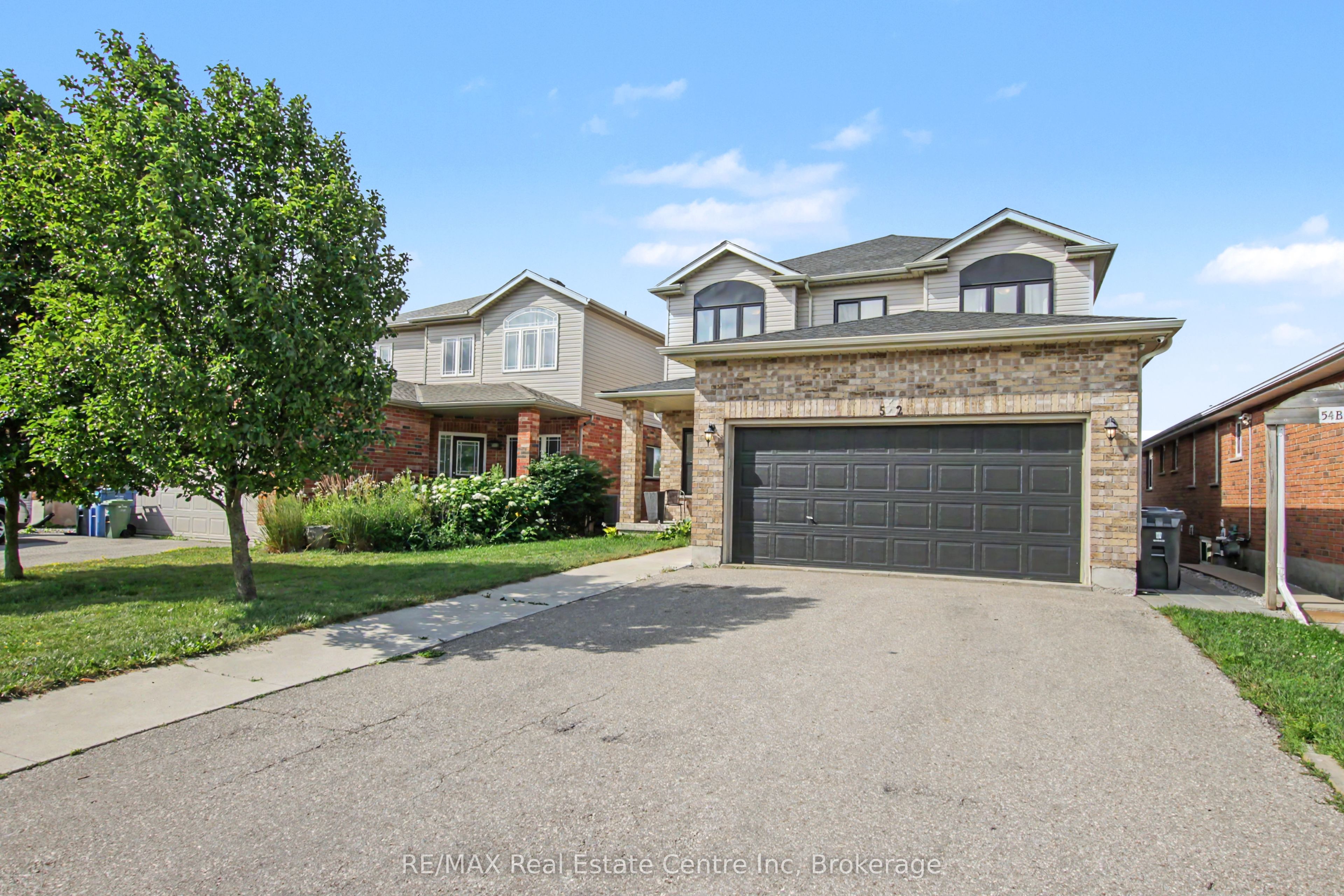 52 Washburn Drive, Guelph, ON N1E 0B2 photo 2