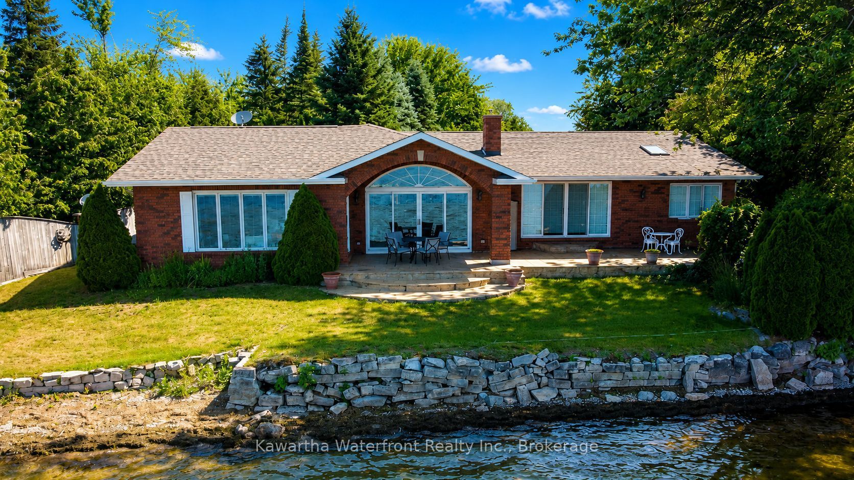 106 Crescent Drive, Kawartha Lakes, ON K0M 1A0 photo 2