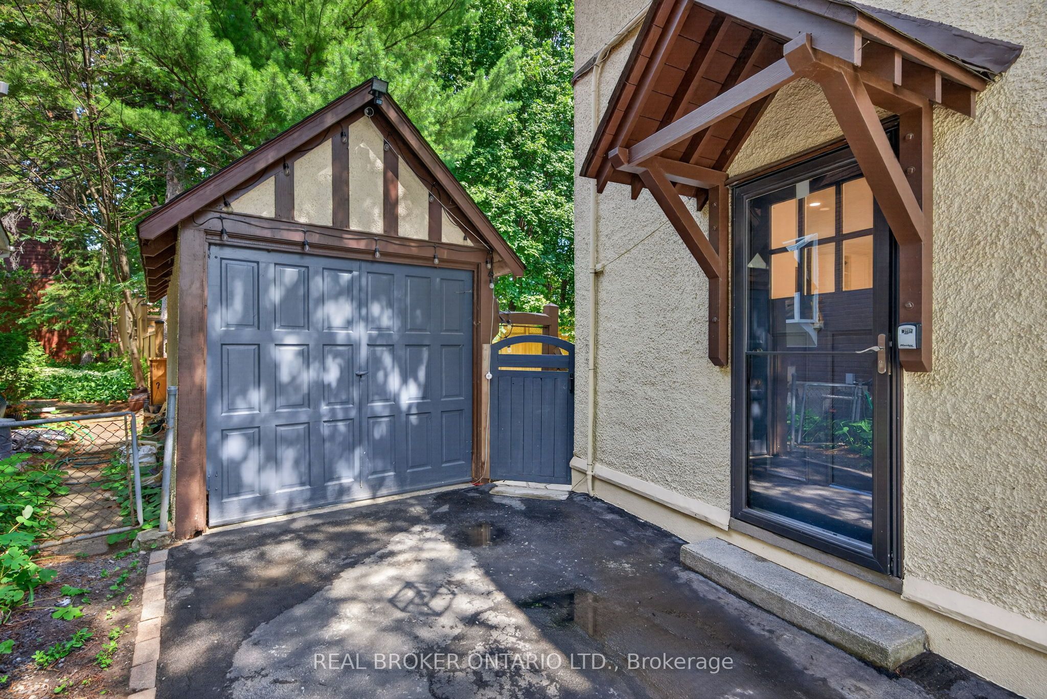 17 Lakeview Terrace, Dows Lake - Civic Hospital and Area, ON K1S 3H3 photo 3
