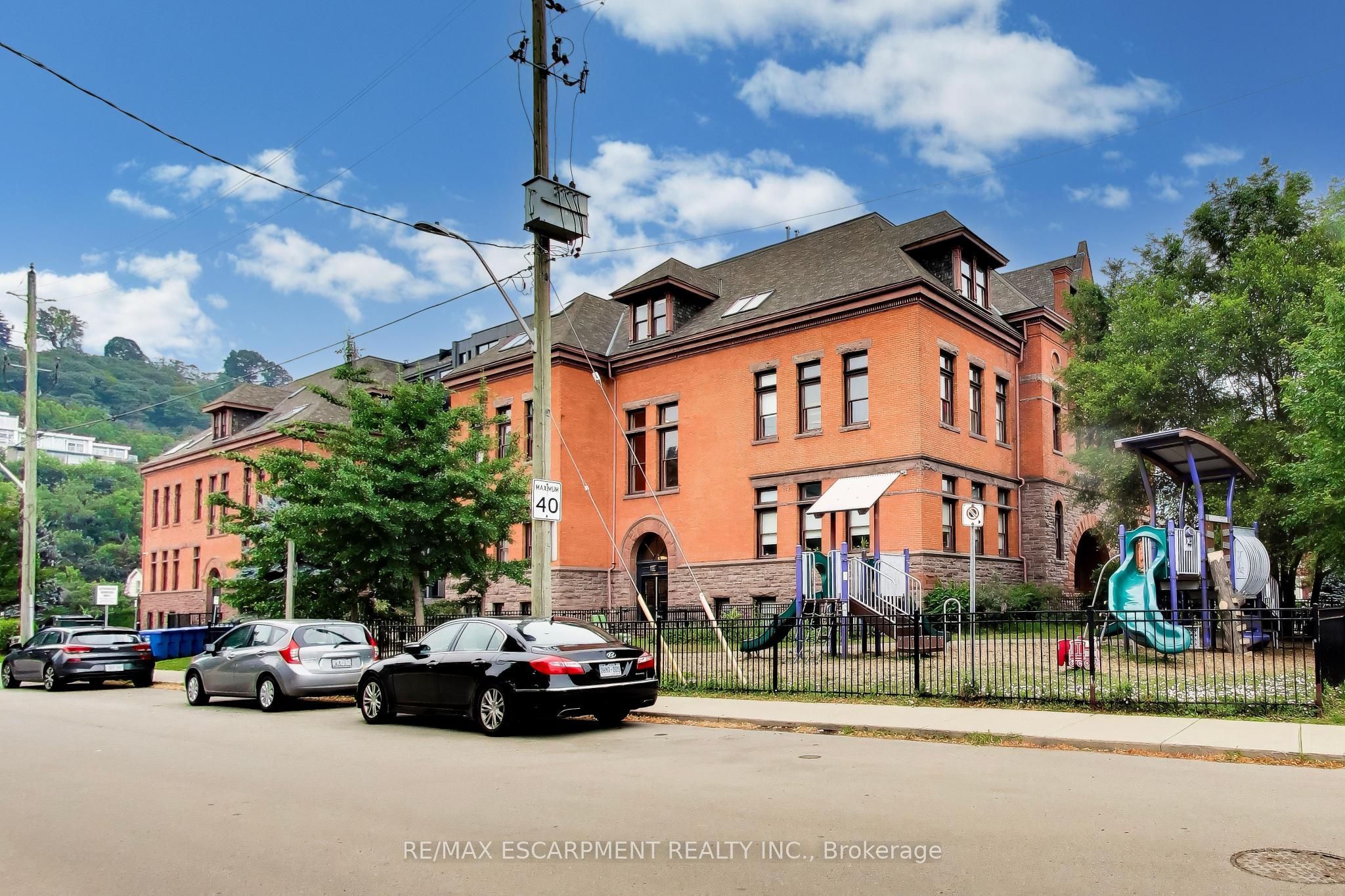 200 Stinson Street Unit #207, Hamilton, ON L8N 4J5 photo 5