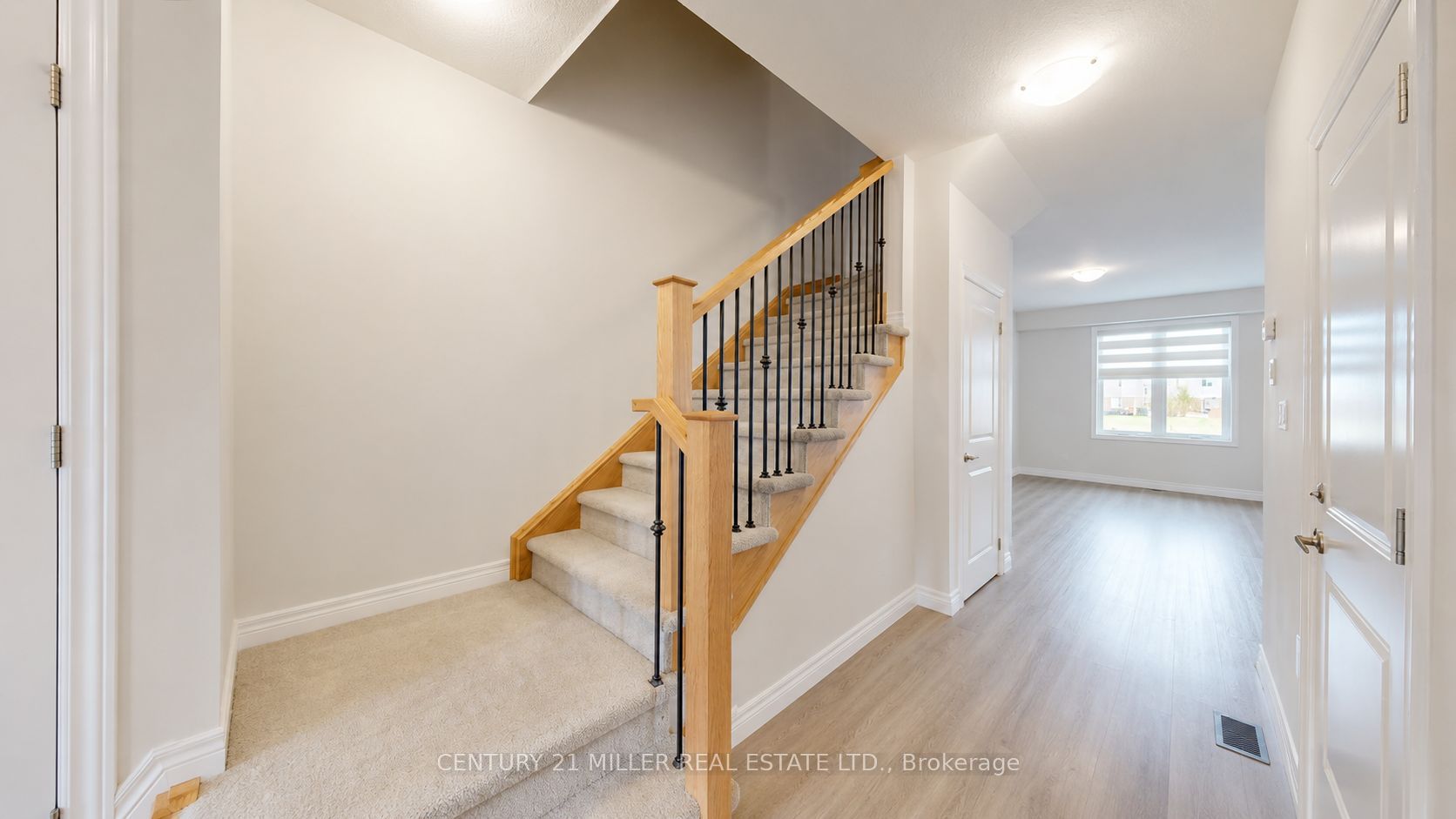 10 Linden Park Lane, Hamilton, ON L9A 1Y1 photo 5