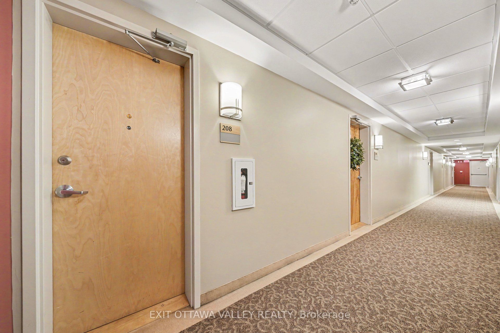 14 Norice Street 208, Meadowlands - Crestview and Area, ON K2G 2X4 photo 4