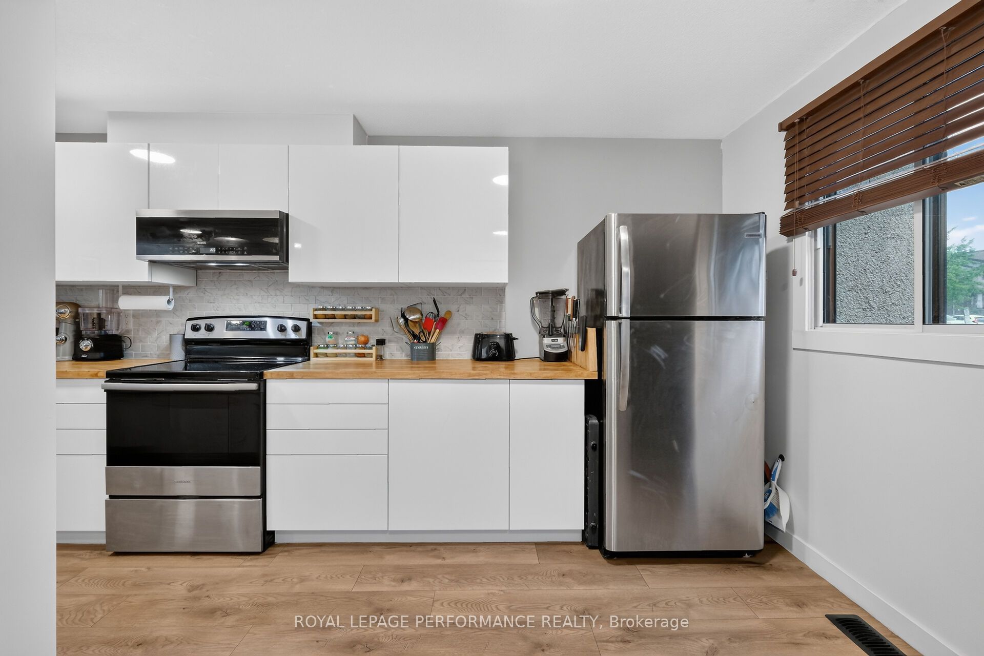 1335 bethamy Lane, Beacon Hill North - South and Area, ON K1J 8P3 photo 5