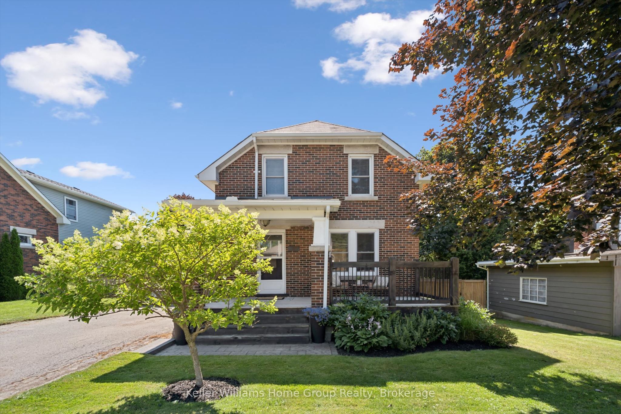680 St Andrew Street W, Centre Wellington, ON N1M 1P6 photo 3