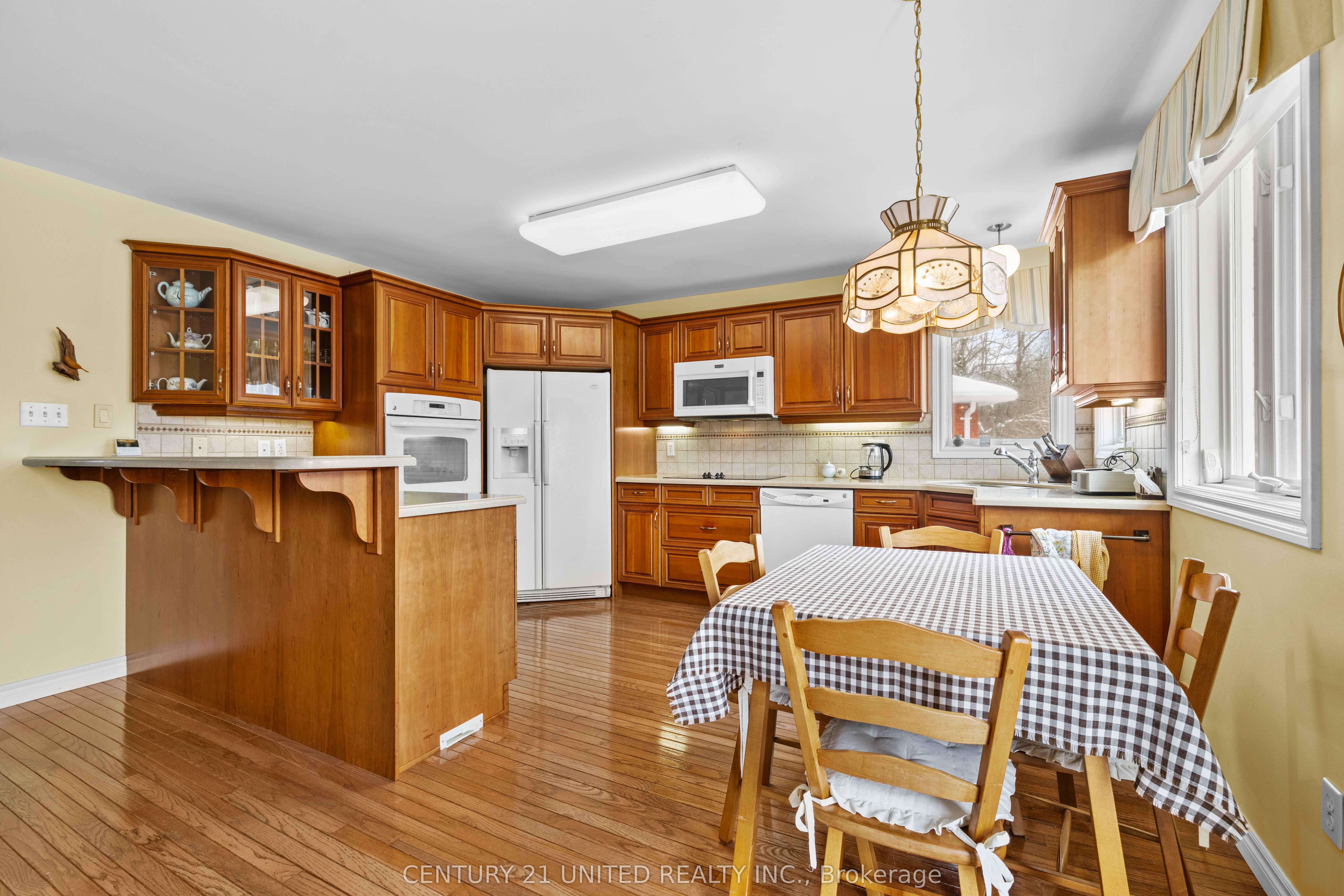 2903 Jennifer Drive, Peterborough, ON K9L 1Z5 photo 5