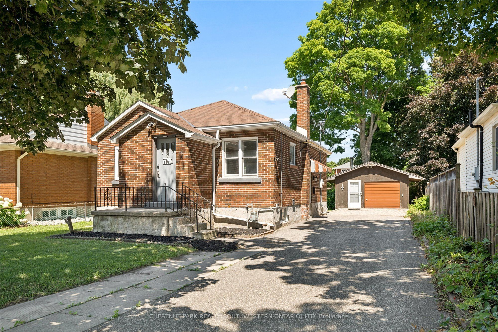 714 Frederick Street, Kitchener, ON N2B 2B2 photo 3