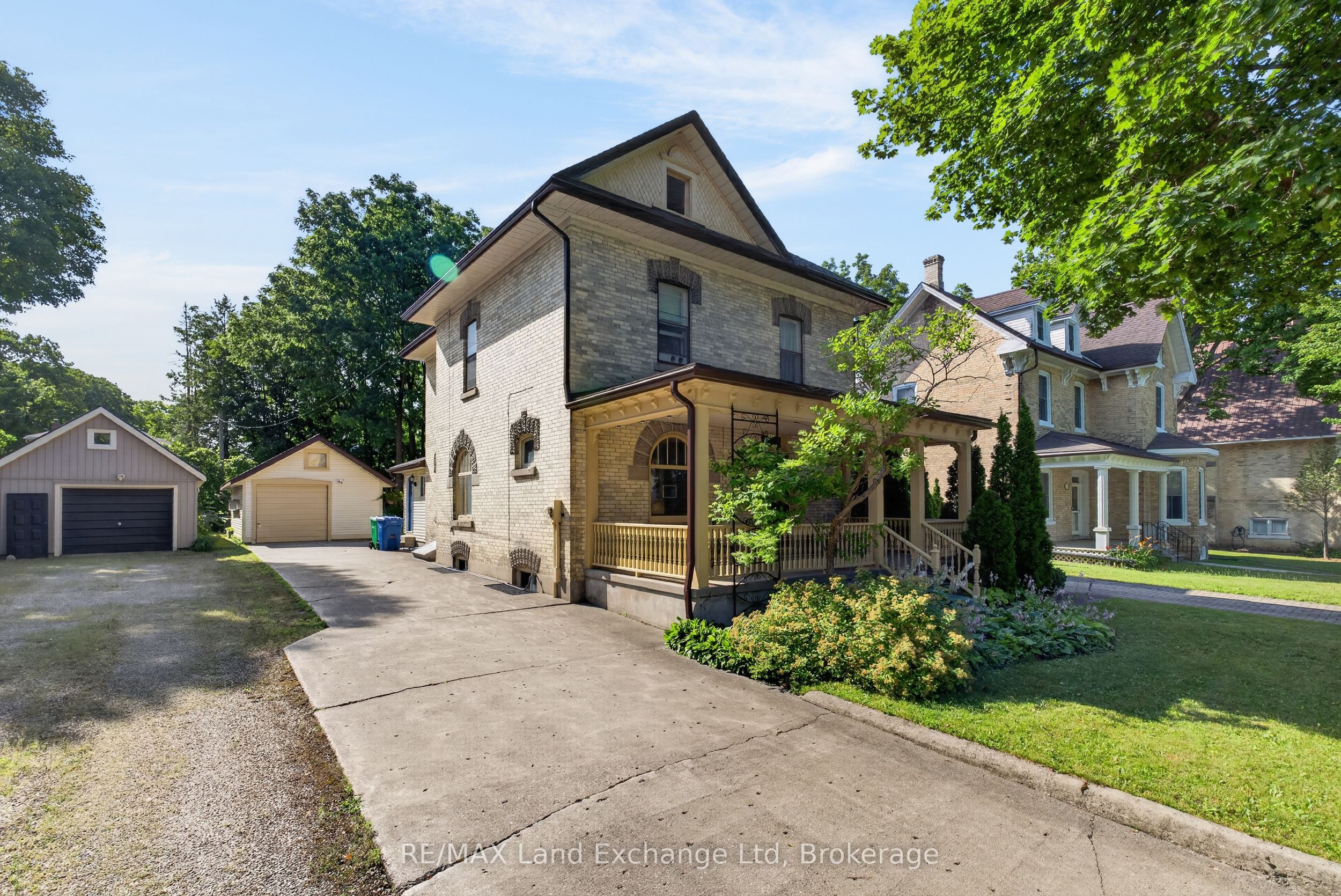 255 Centre St Street, North Huron, ON N0G 2W0 photo 2