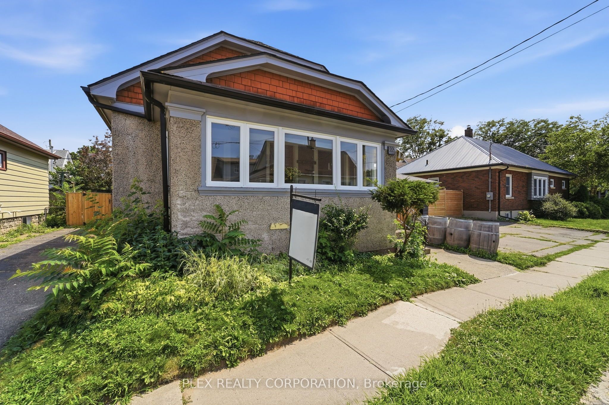 102 Beech Street, St. Catharines, ON L2R 2B9 photo 2