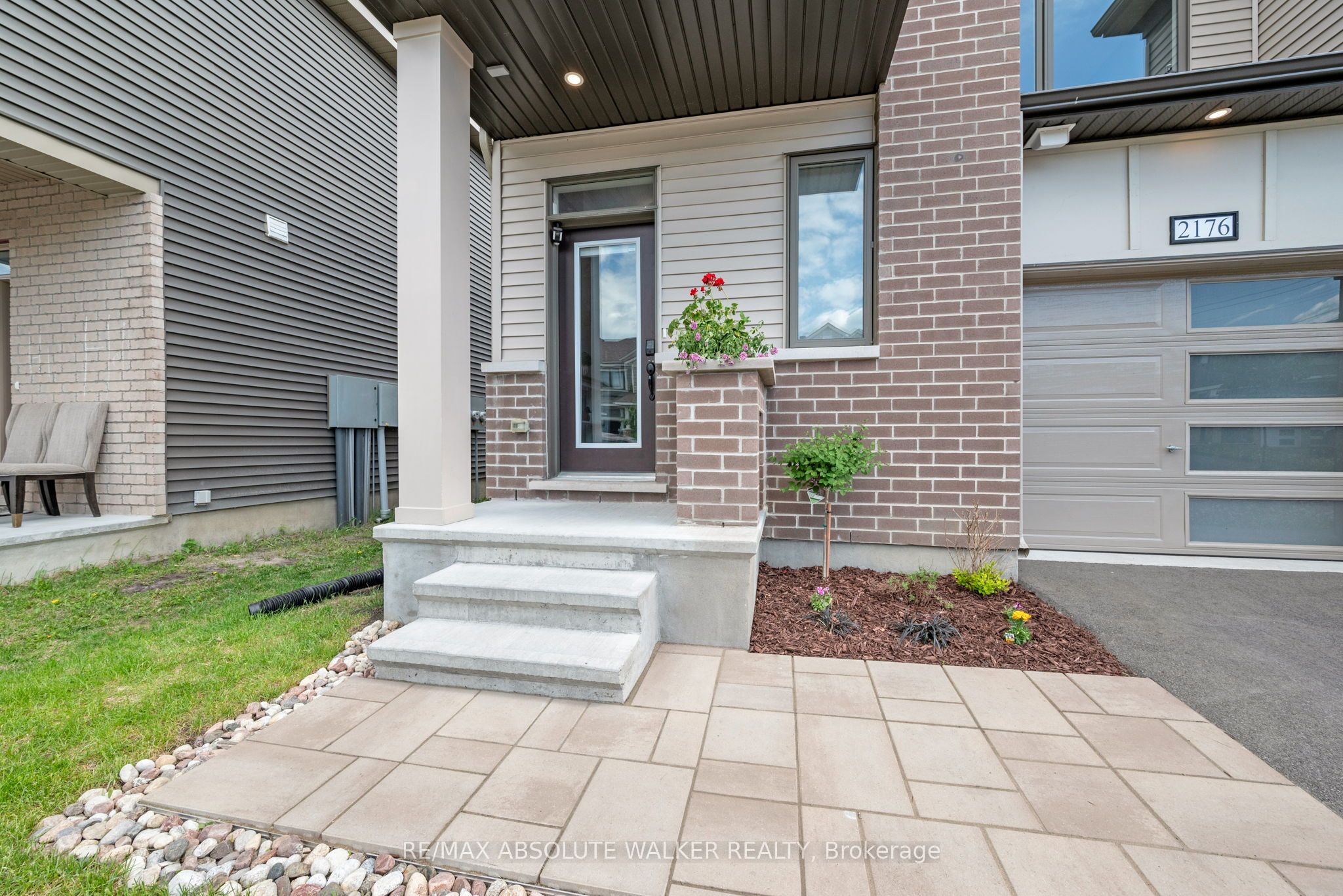 2176 Winsome Terrace, Orleans - Cumberland and Area, ON K4A 5N1 photo 2