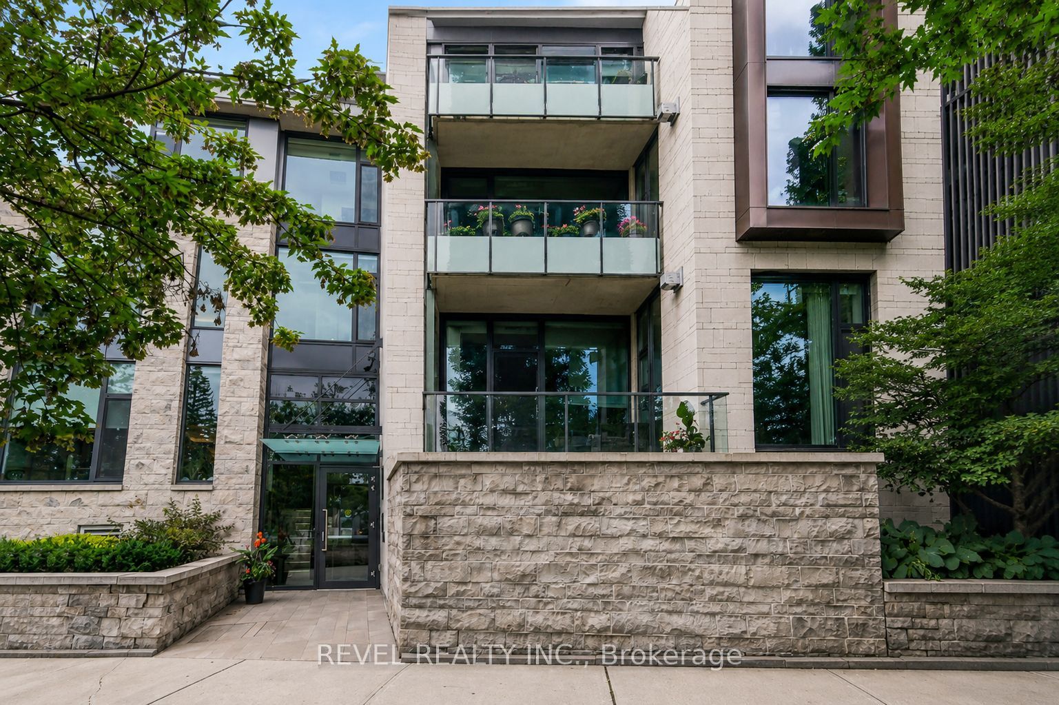 372 QUEEN ELIZABETH Drive 103, Glebe - Ottawa East and Area, ON K1S 5W7