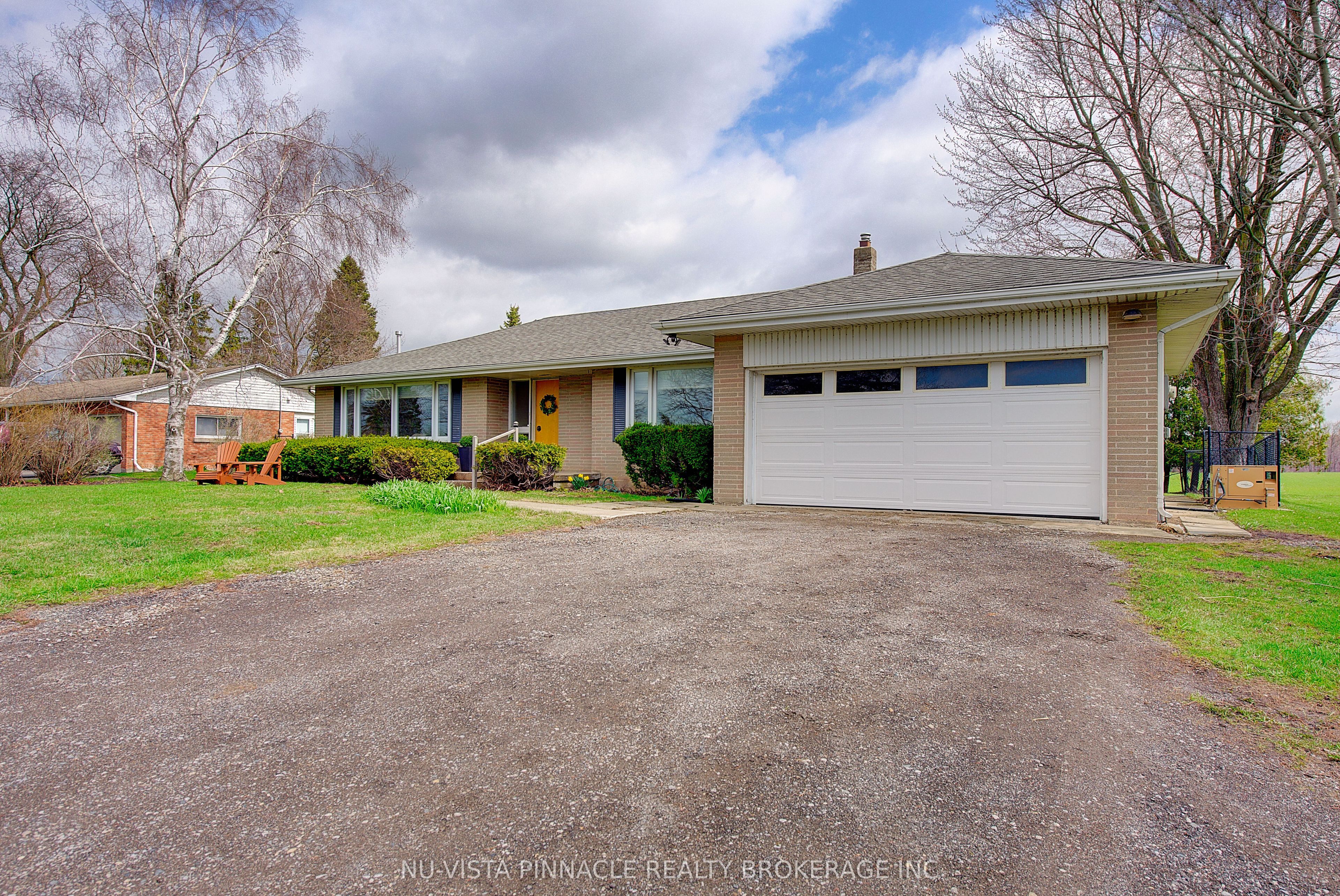 21752 Richmond Street, Middlesex Centre, ON N5X 4B2 photo 5