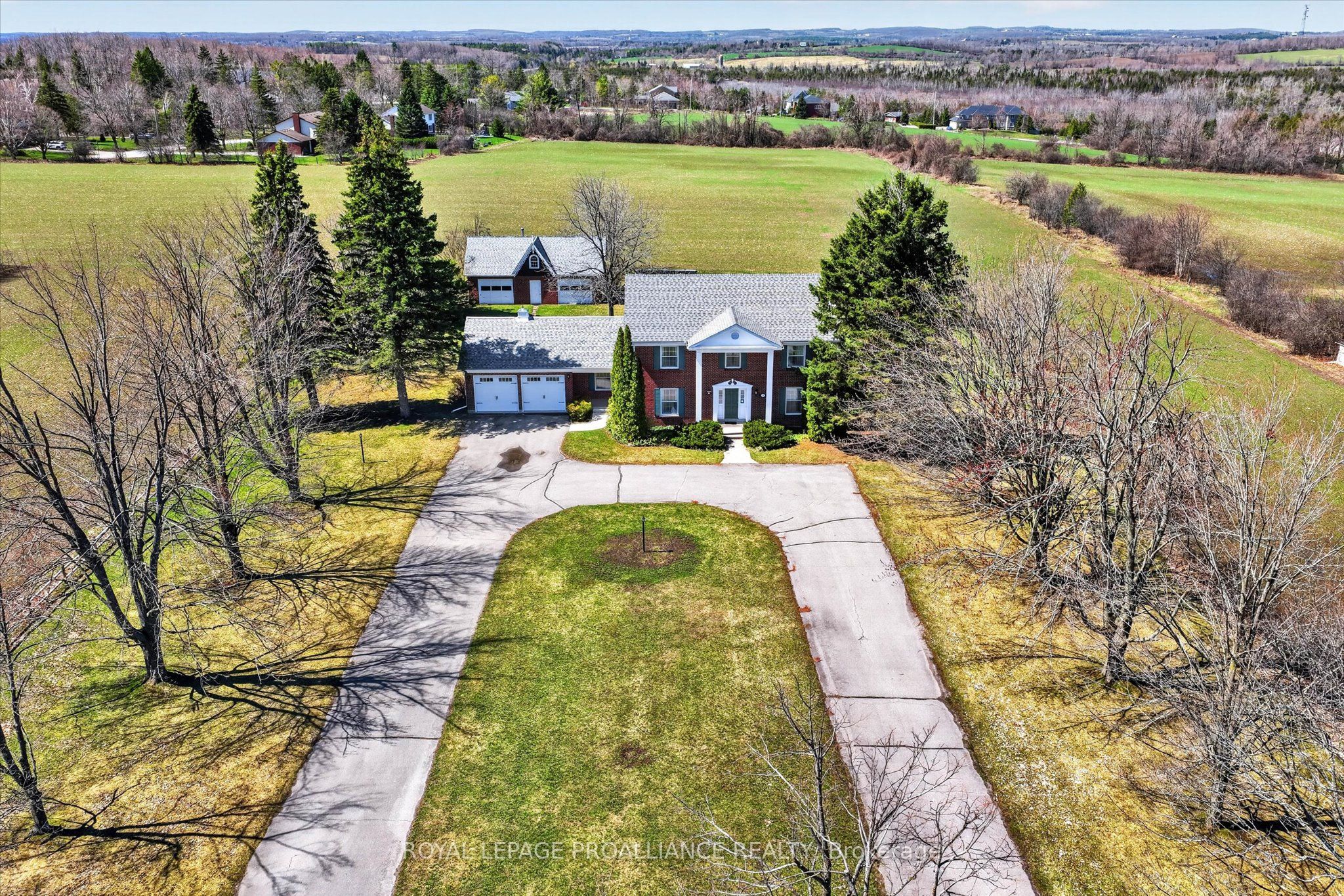 1285 Brealey Drive, Peterborough, ON K9K 0C4 photo 2
