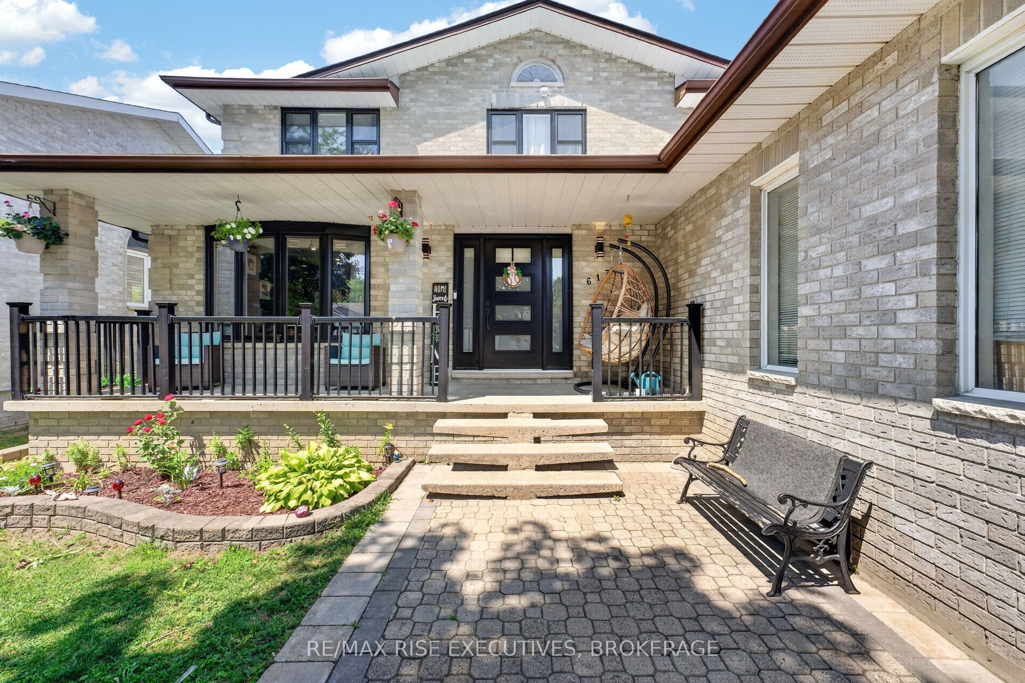 617 Rivermeade Avenue, Kingston, ON K7M 7Z5 photo 2