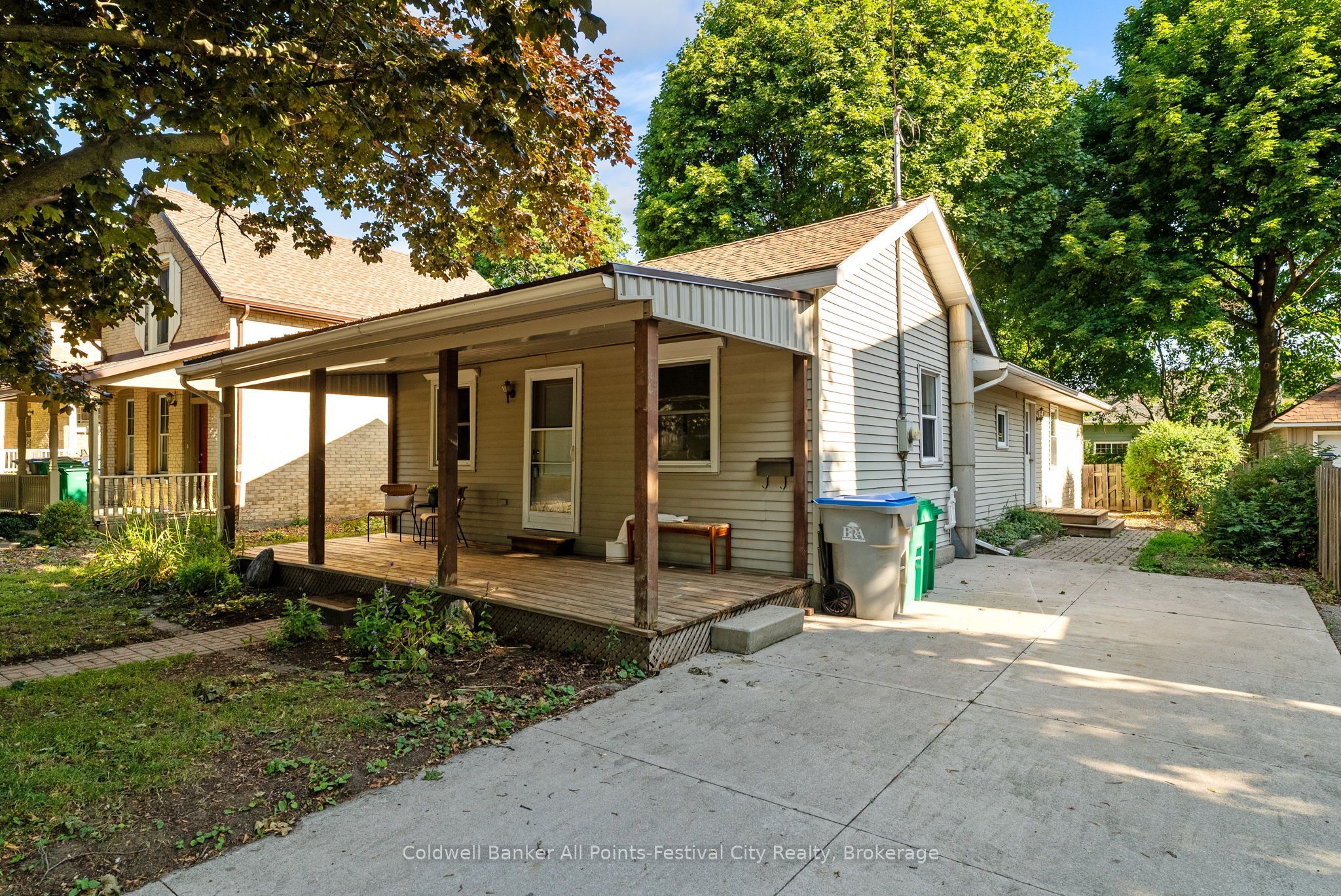 33 Bruce Street E, Goderich, ON N7A 1S7 photo 2