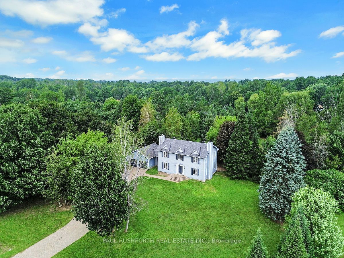 1545 Lough Drive, Orleans - Cumberland and Area, ON K4C 1A9 photo 3