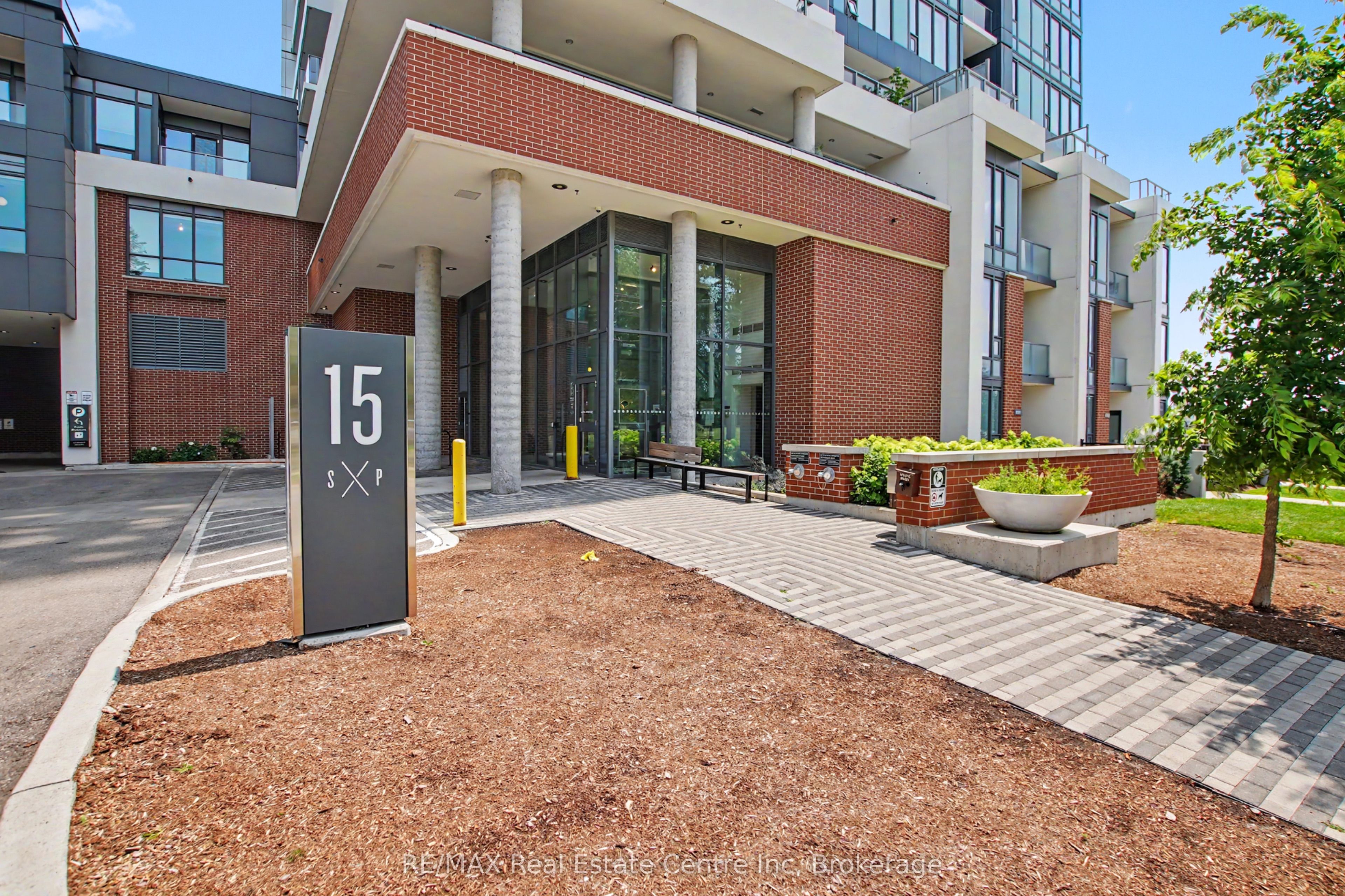 15 Wellington Street 2214, Kitchener, ON N2G 0E4 photo 5