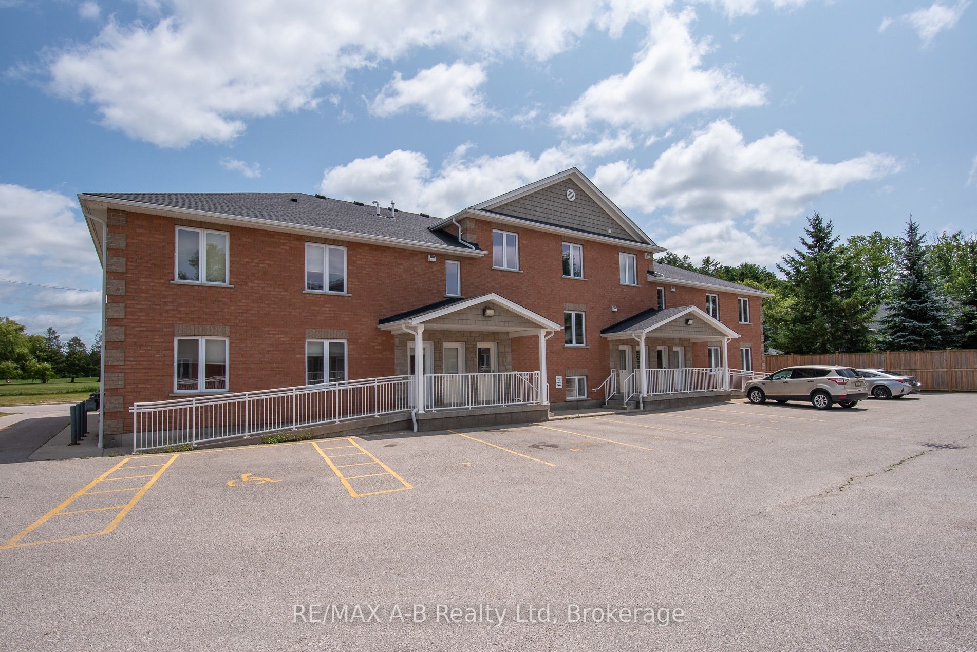 148 Borden Street 1, Stratford, ON N5A 0G1 photo 3