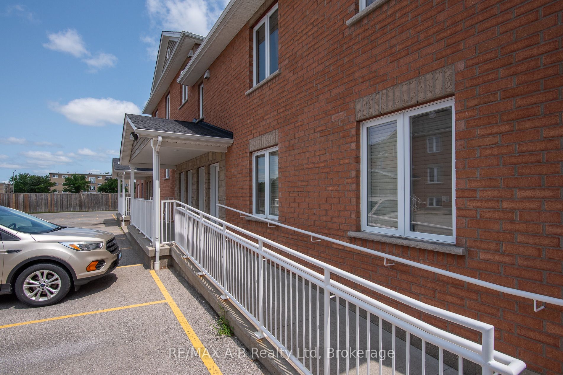 148 Borden Street 1, Stratford, ON N5A 0G1 photo 5