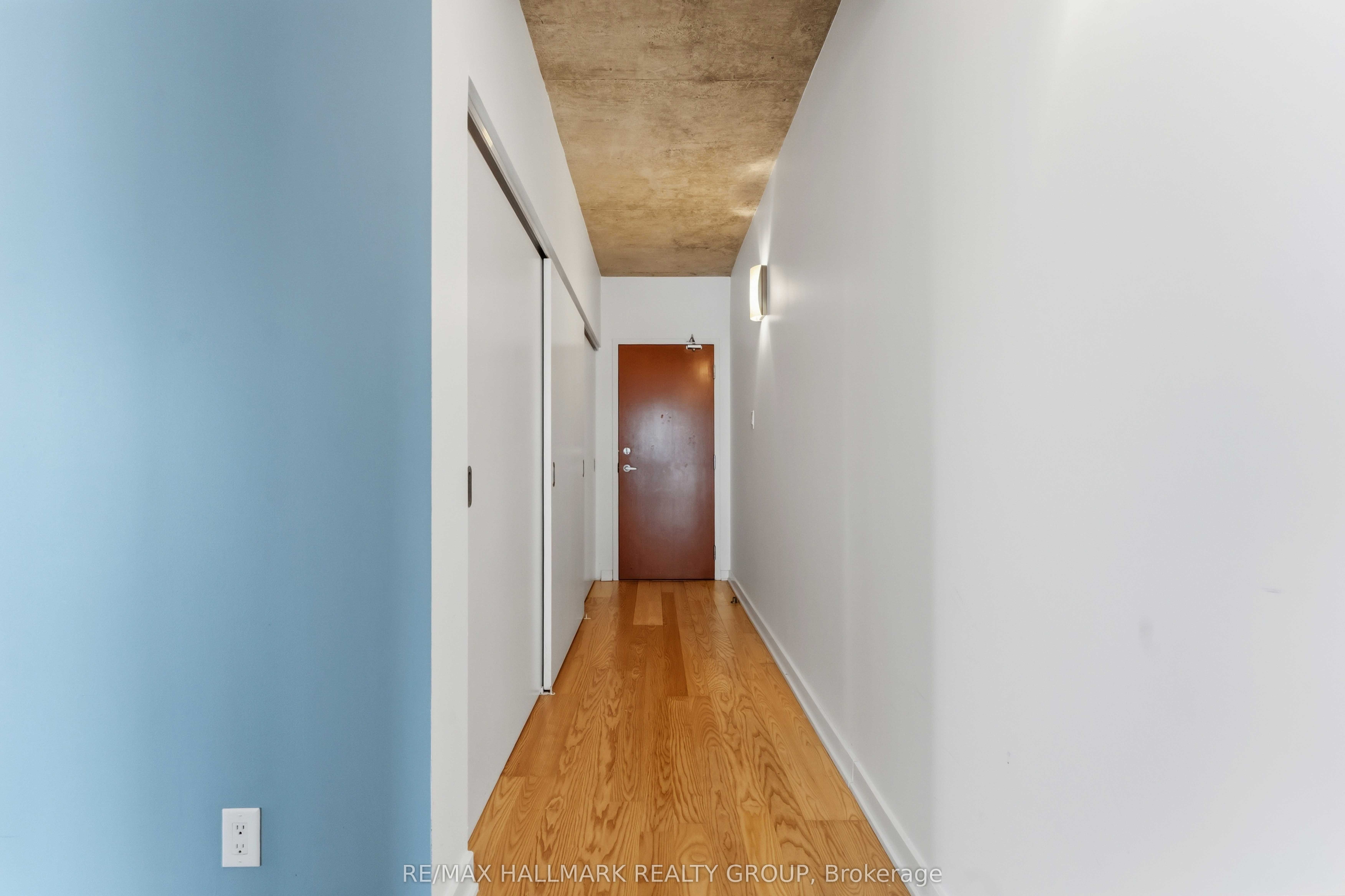 324 Laurier Avenue W 2110, Ottawa Centre, ON K1P 0A4 photo 3