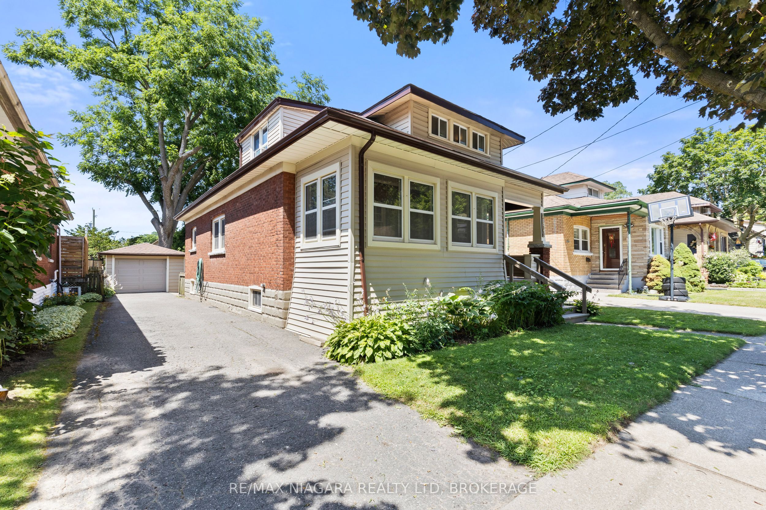 6403 Locus Avenue, Niagara Falls, ON L2G 4K4 photo 2
